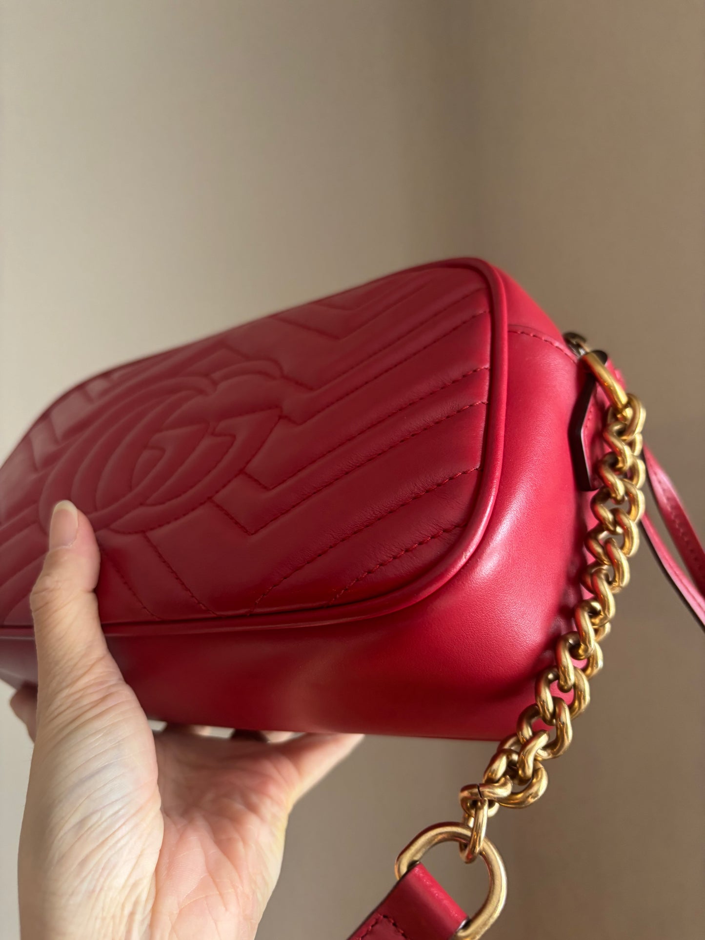 ❗️SOLD❗️Camera Marmont Small Bag in Red