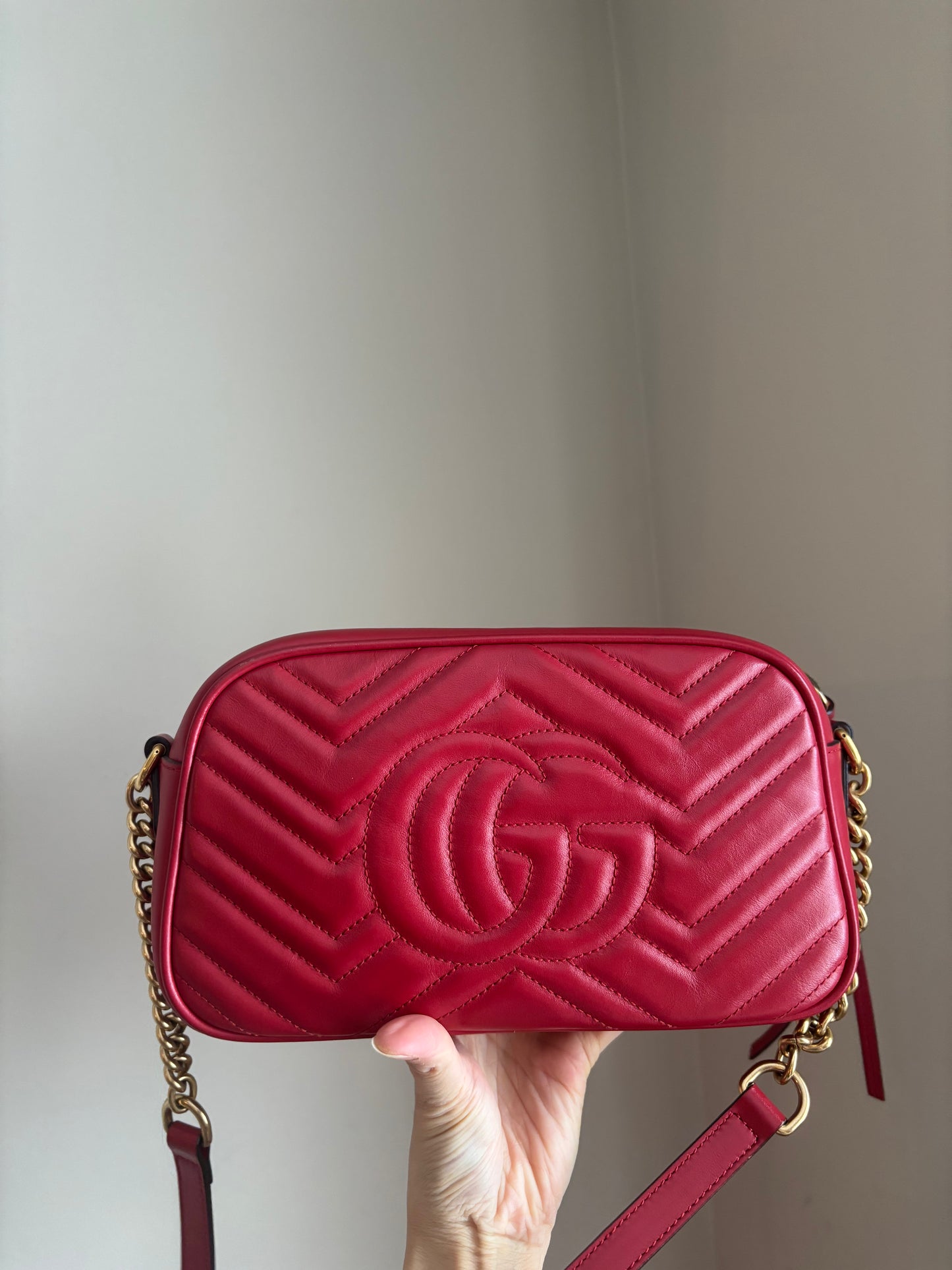 ❗️SOLD❗️Camera Marmont Small Bag in Red