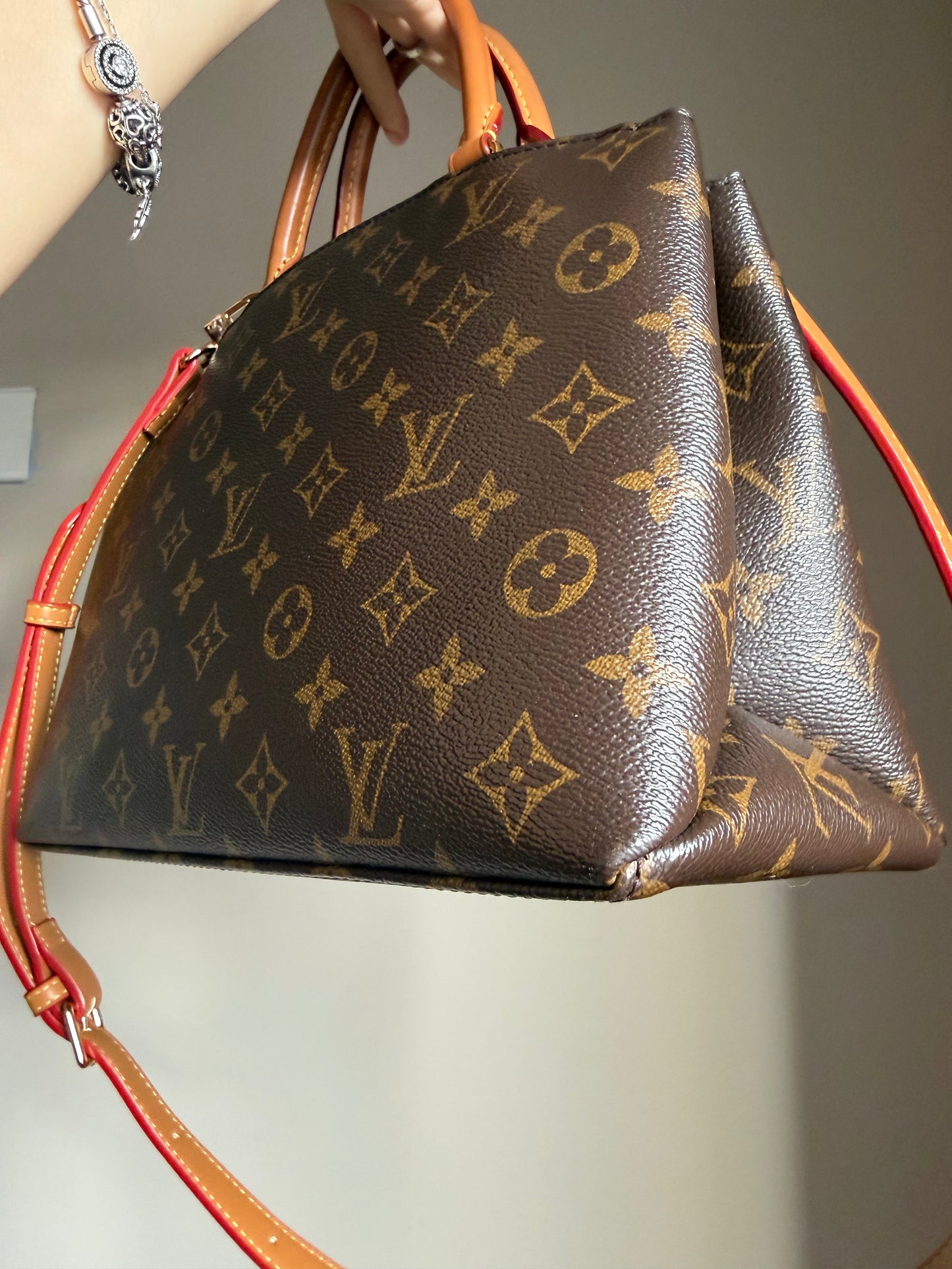 ❗️SOLD❗️Monogram Petit Pallais