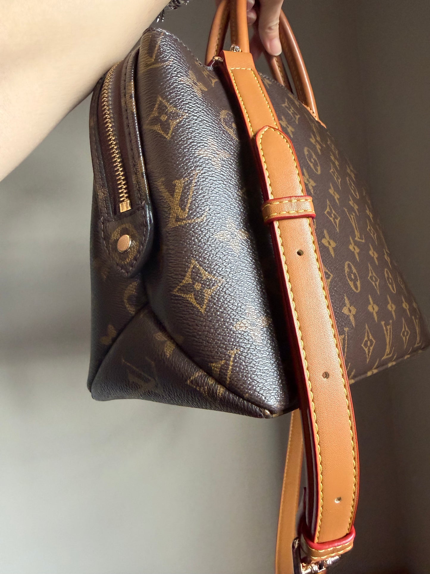 ❗️SOLD❗️Monogram Petit Pallais