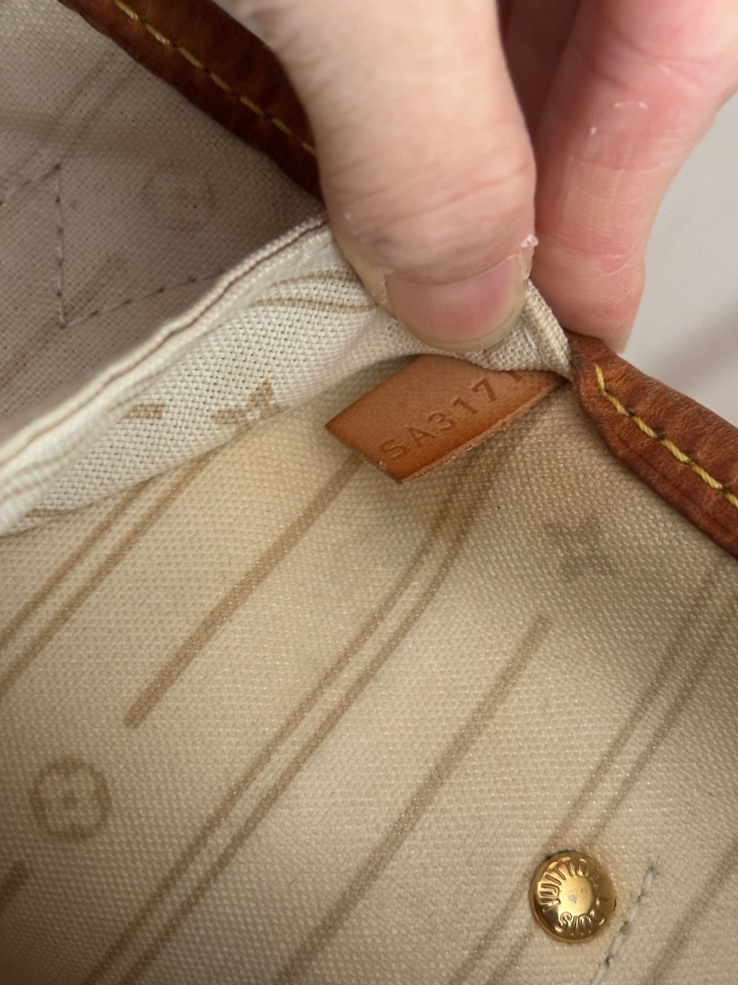 ❗️SOLD❗️DA neverfull bag without pouch (beige interior)