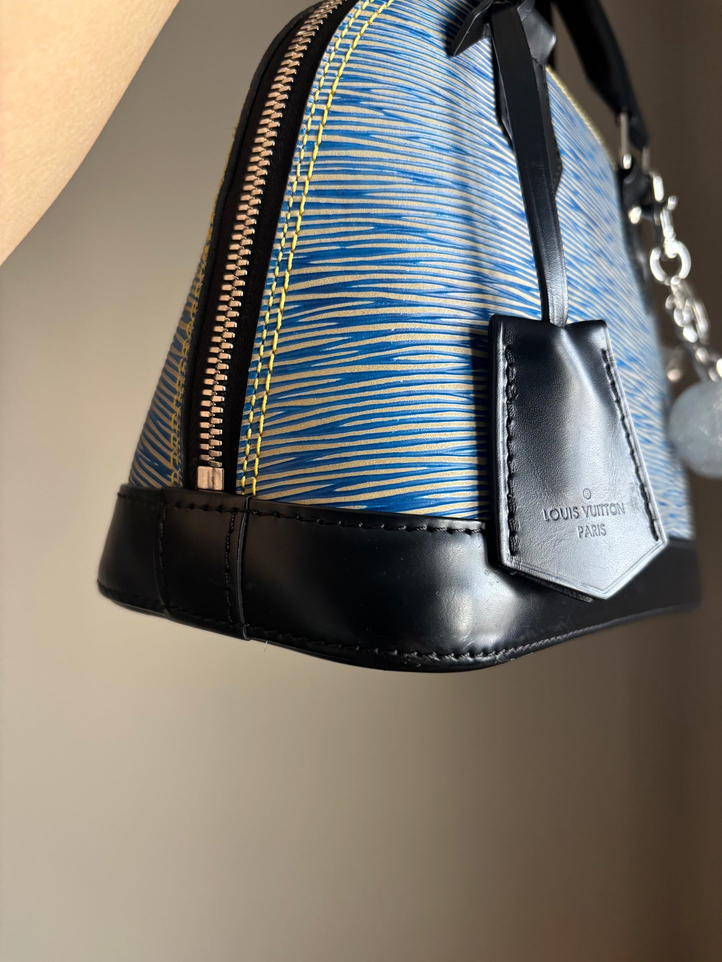 ❗️SOLD❗️Epi Denim Alma BB