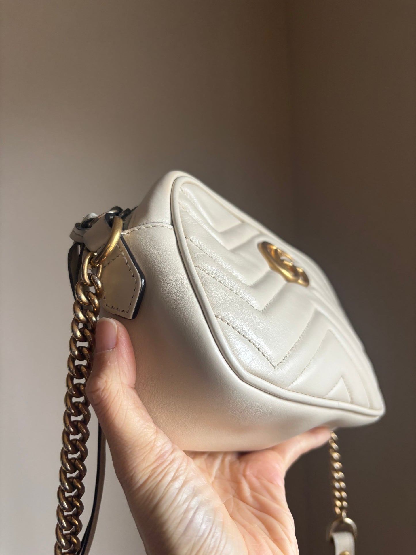 ❗️SOLD❗️ Mini Marmont Camera Bag in White