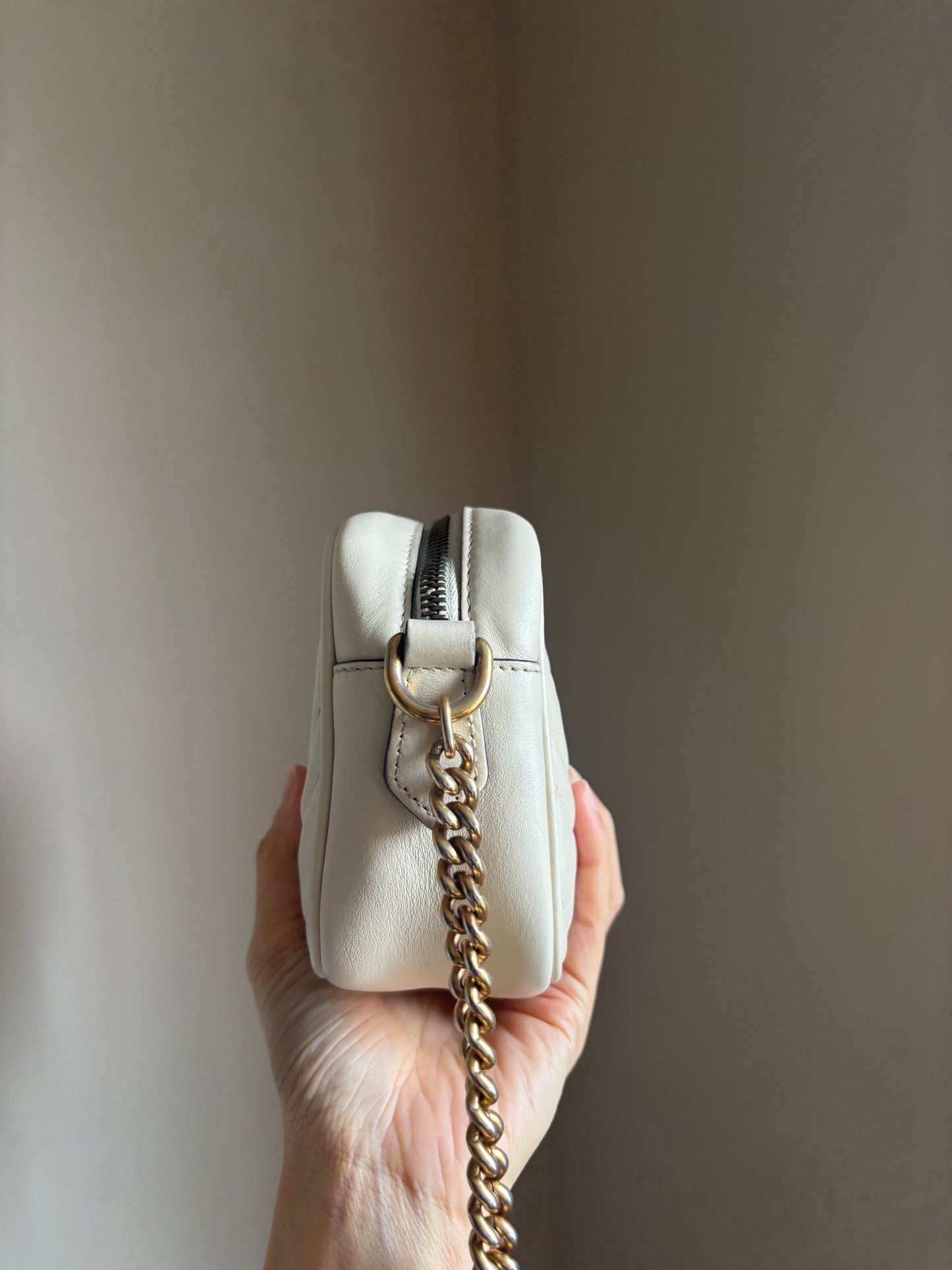 ❗️SOLD❗️ Mini Marmont Camera Bag in White
