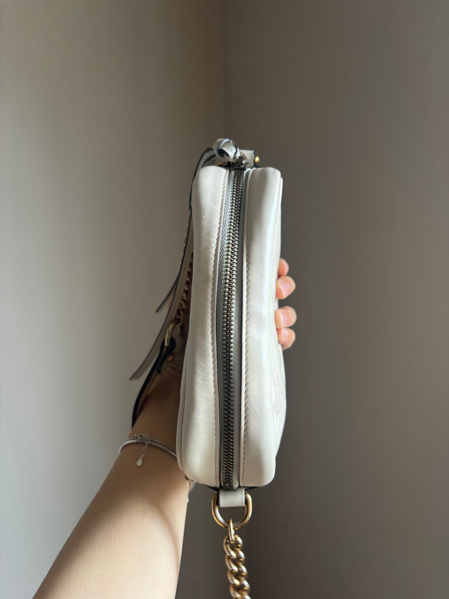❗️SOLD❗️ Mini Marmont Camera Bag in White