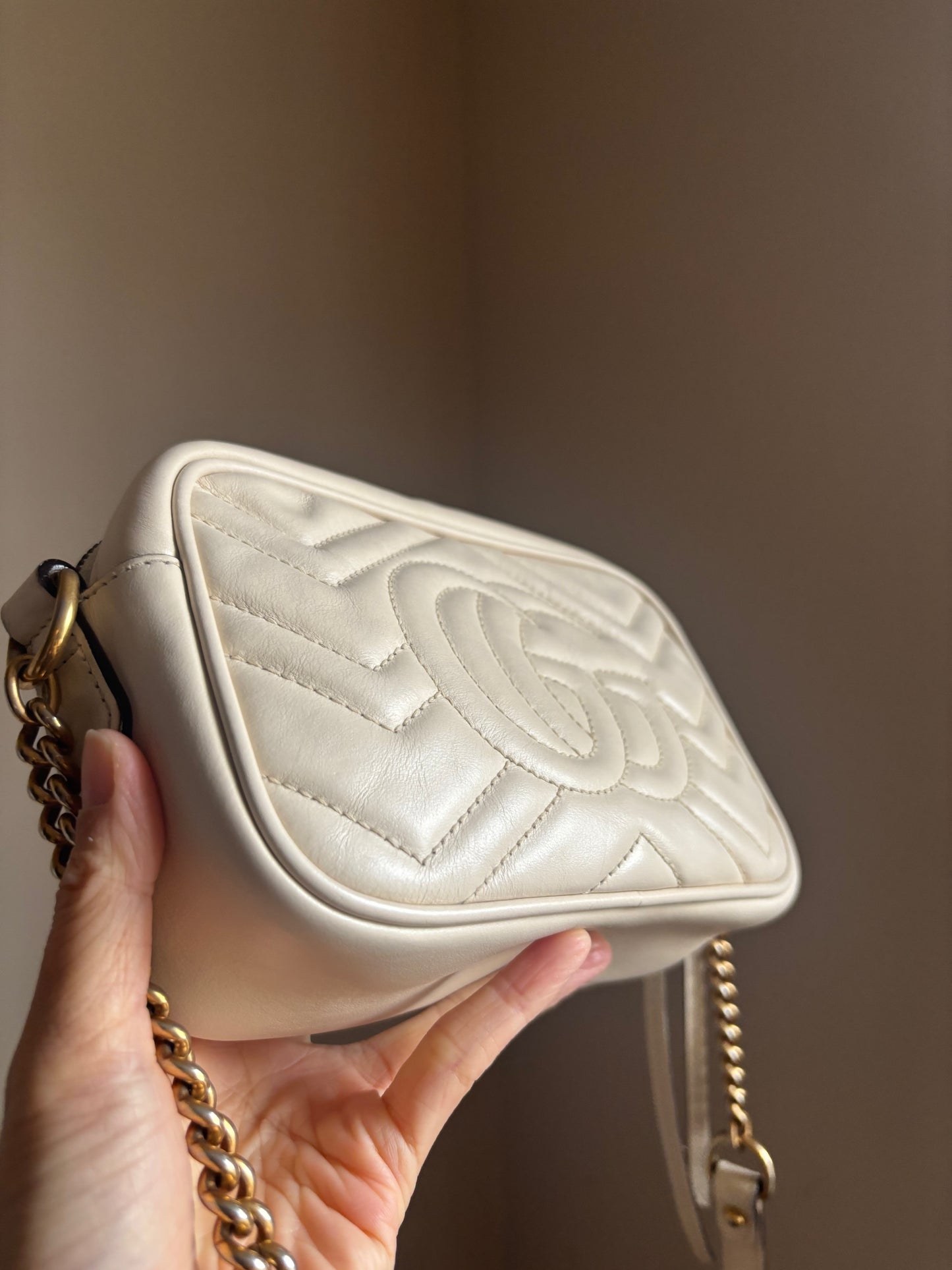 ❗️SOLD❗️ Mini Marmont Camera Bag in White