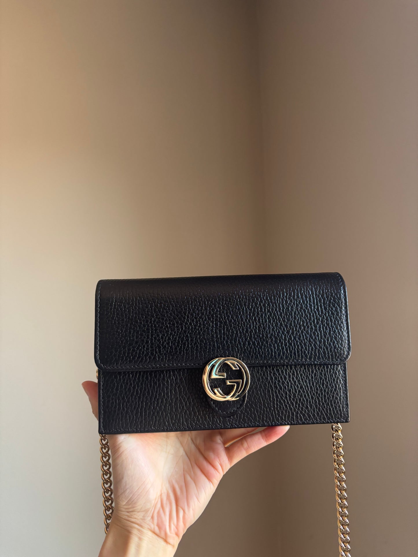 ❗️SOLD❗️ Interlocking Wallet on Chain Black