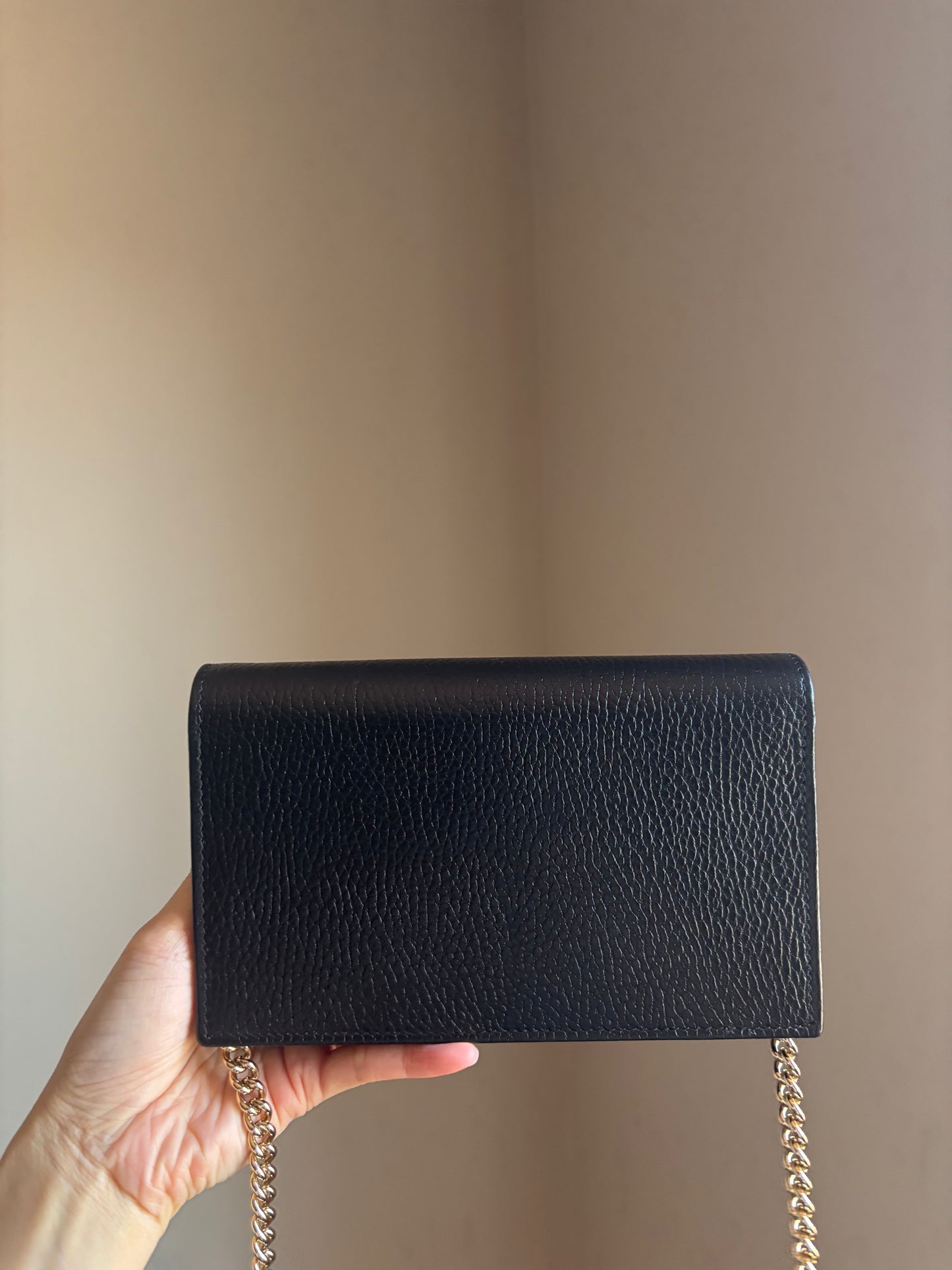 ❗️SOLD❗️ Interlocking Wallet on Chain Black