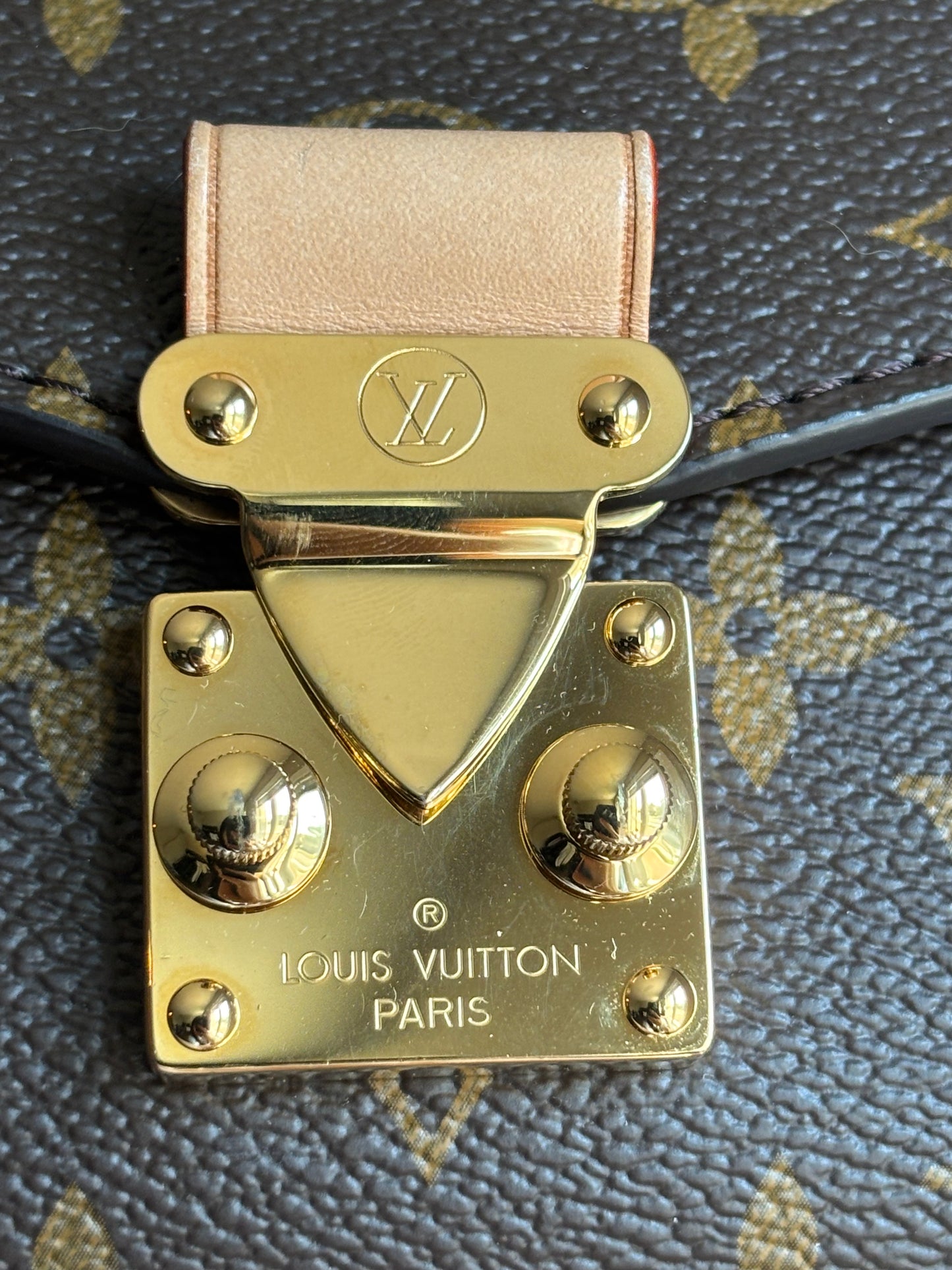 ❗️SOLD❗️Metis East West in Monogram