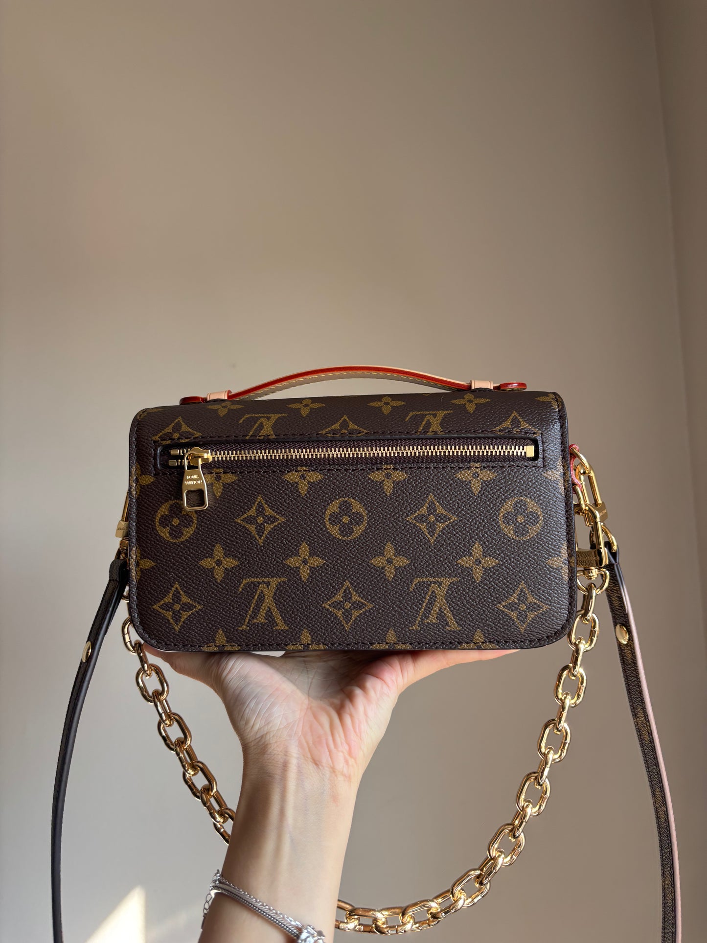 ❗️SOLD❗️Metis East West in Monogram