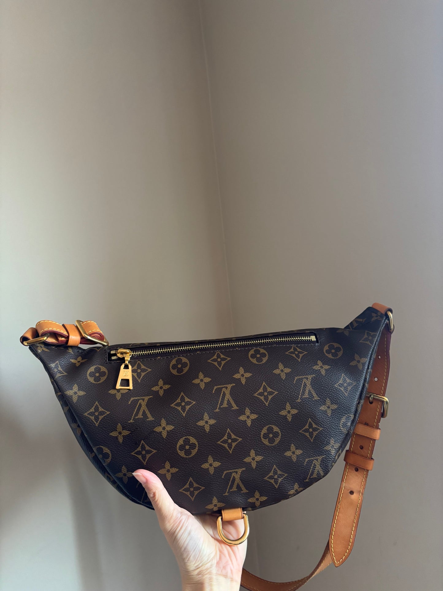 ❗️SOLD❗️ Monogram Bumbag
