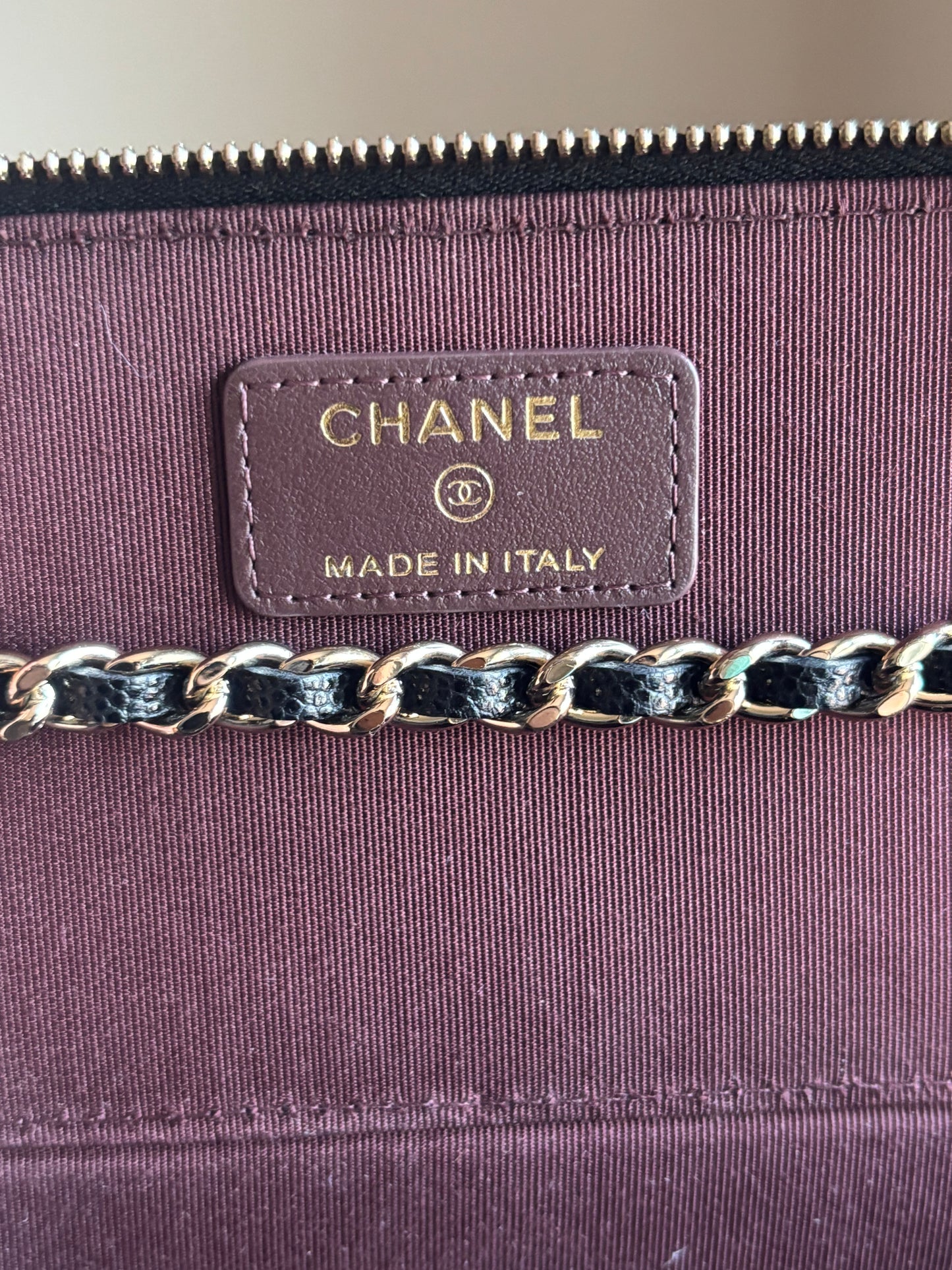 ❗️SOLD❗️ Caviar Vanity Small Series 31