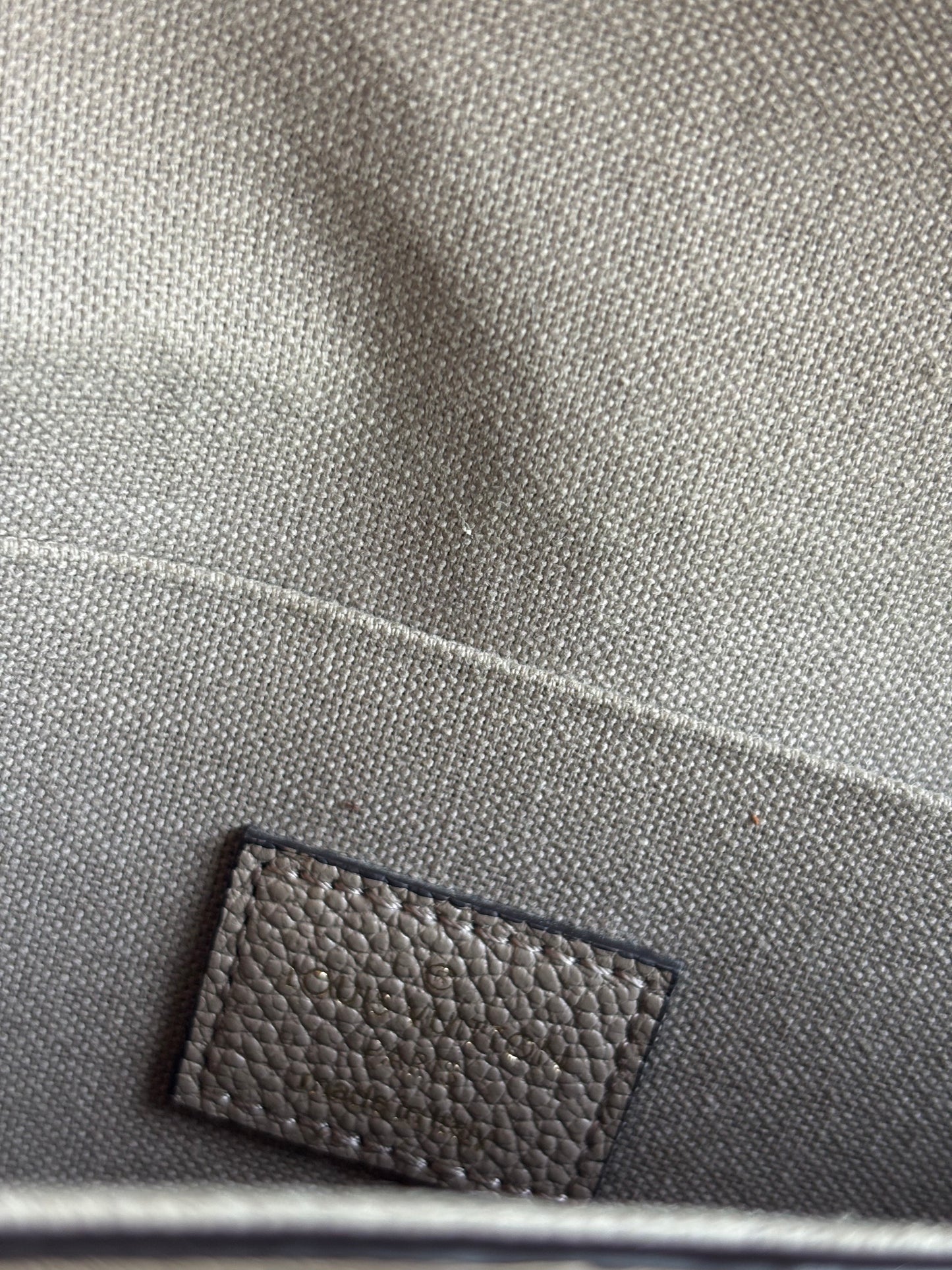 ❗️SOLD❗️ Felicie Turtledove with both inserts