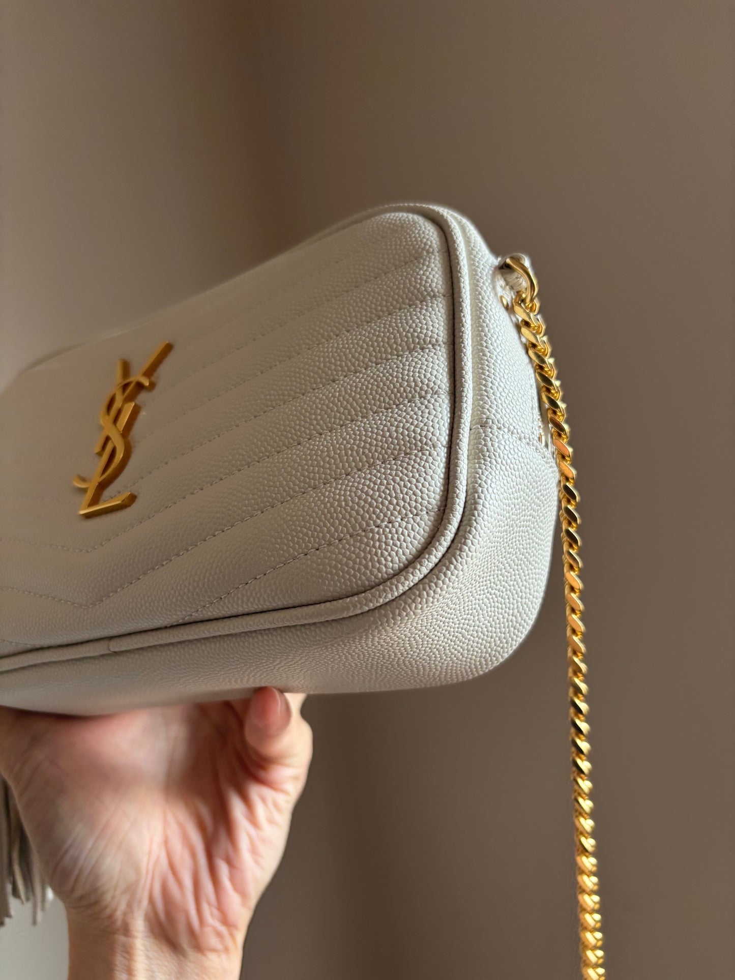 ❗️SOLD❗️ Lou Camera Bag Tassel in White