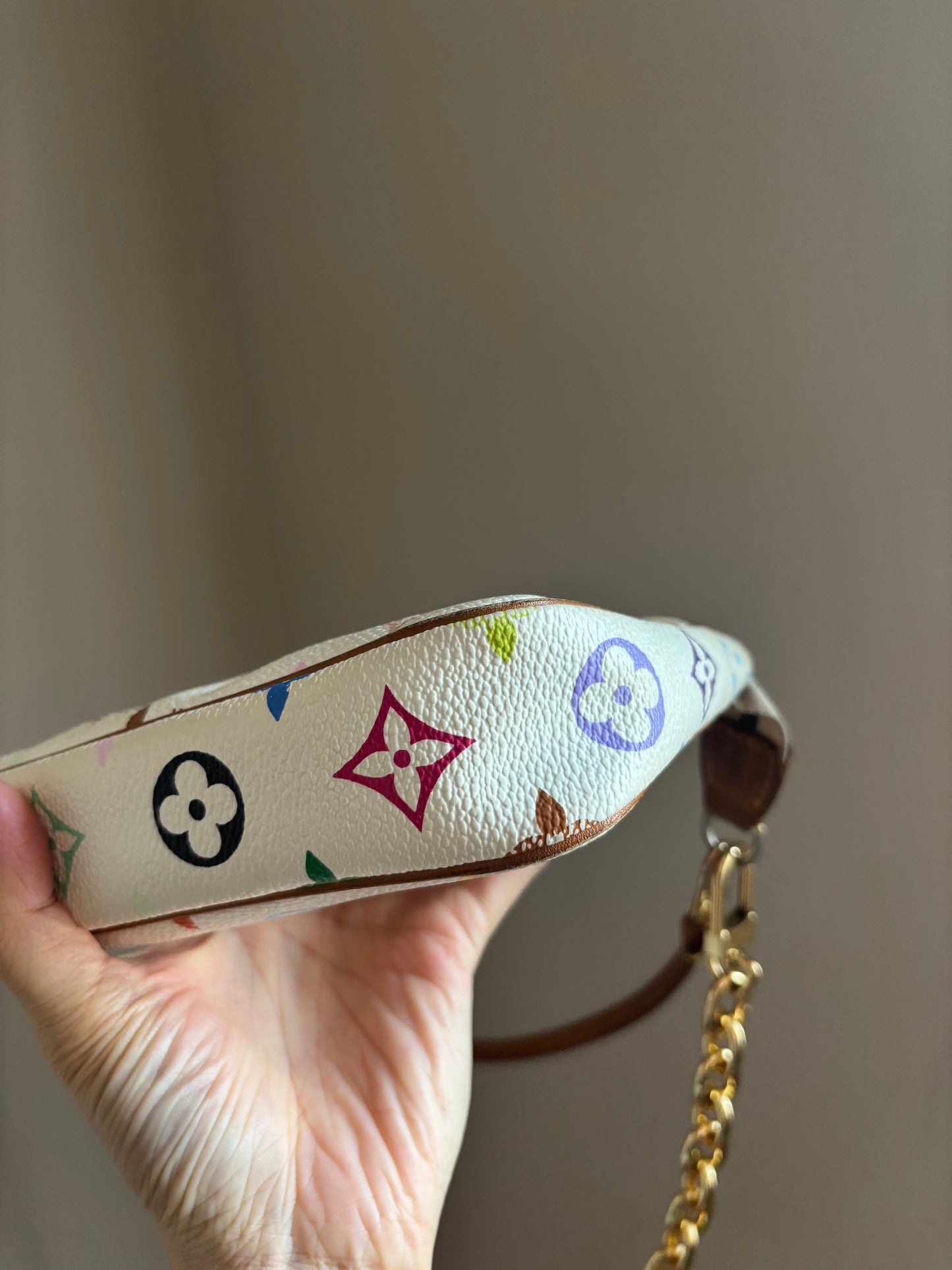❗️SOLD❗️ Murakami Pochette Accessoire White Multicolor