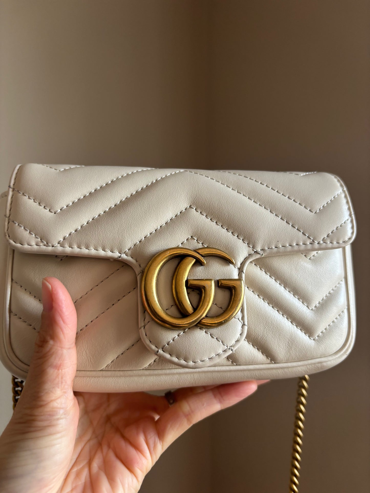 ❗️SOLD❗️ Supermini Marmont Bag in White