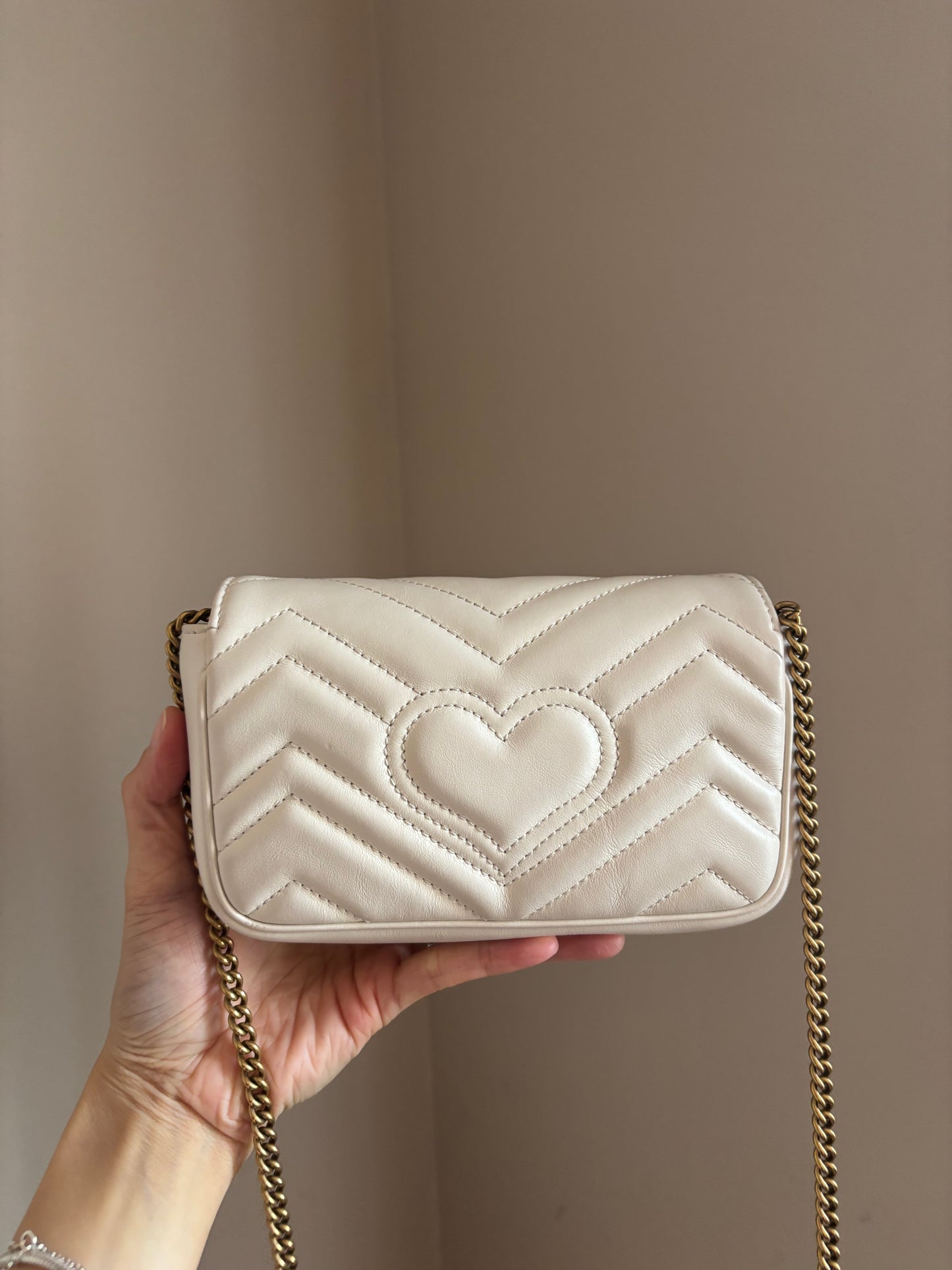 ❗️SOLD❗️ Supermini Marmont Bag in White