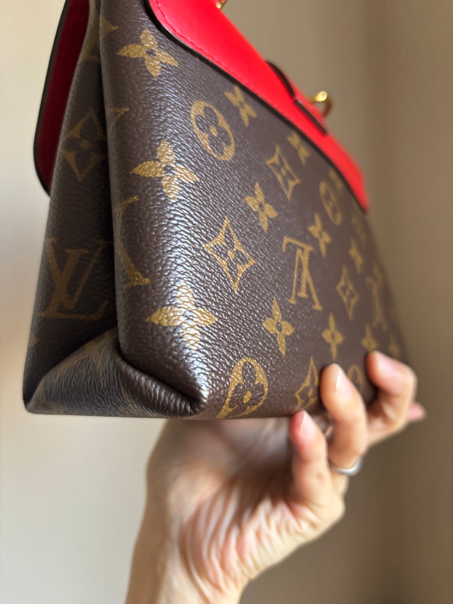 ❗️SOLD❗️ Locky BB in Red Crossbody Bag