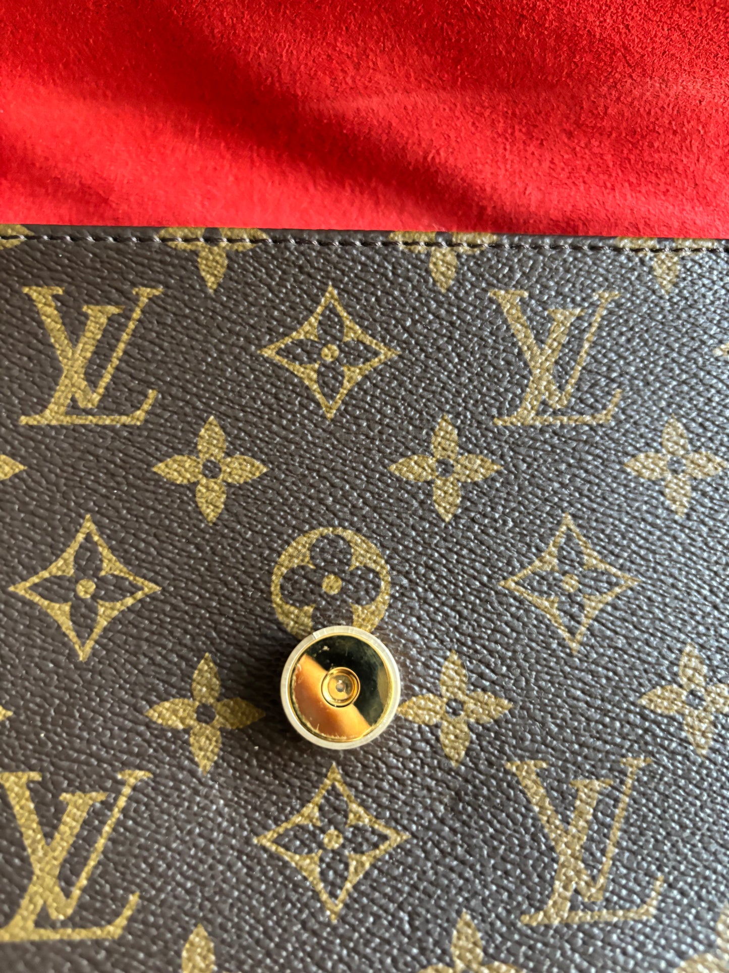 ❗️SOLD❗️ Locky BB in Red Crossbody Bag