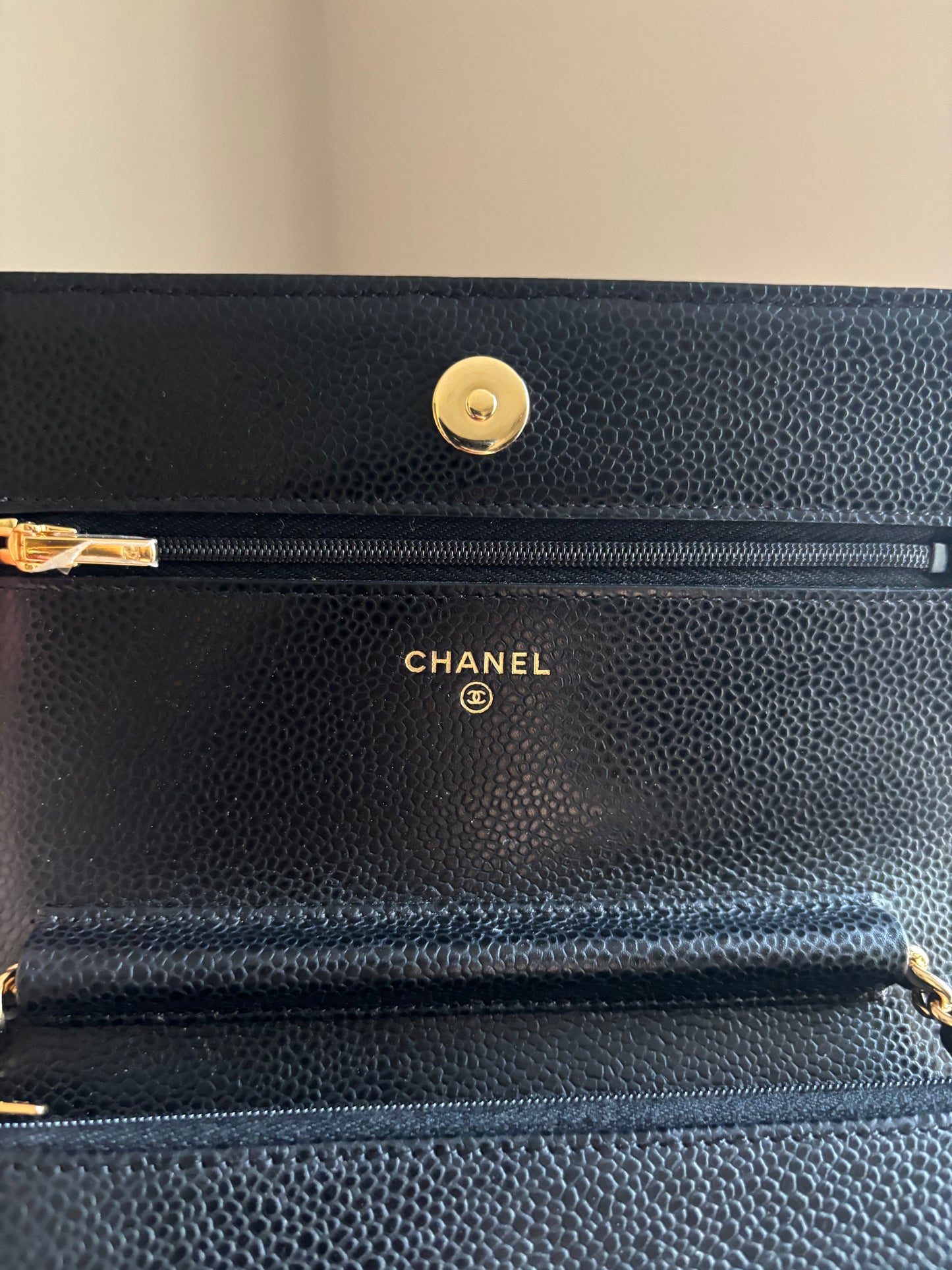 ❗️SOLD❗️ Caviar Wallet On Chain series 29