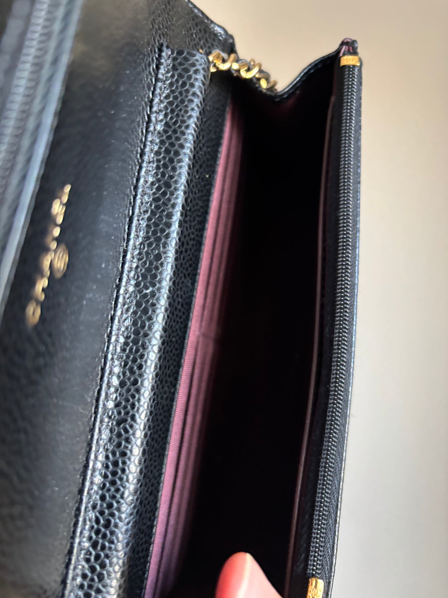 ❗️SOLD❗️ Caviar Wallet On Chain series 29