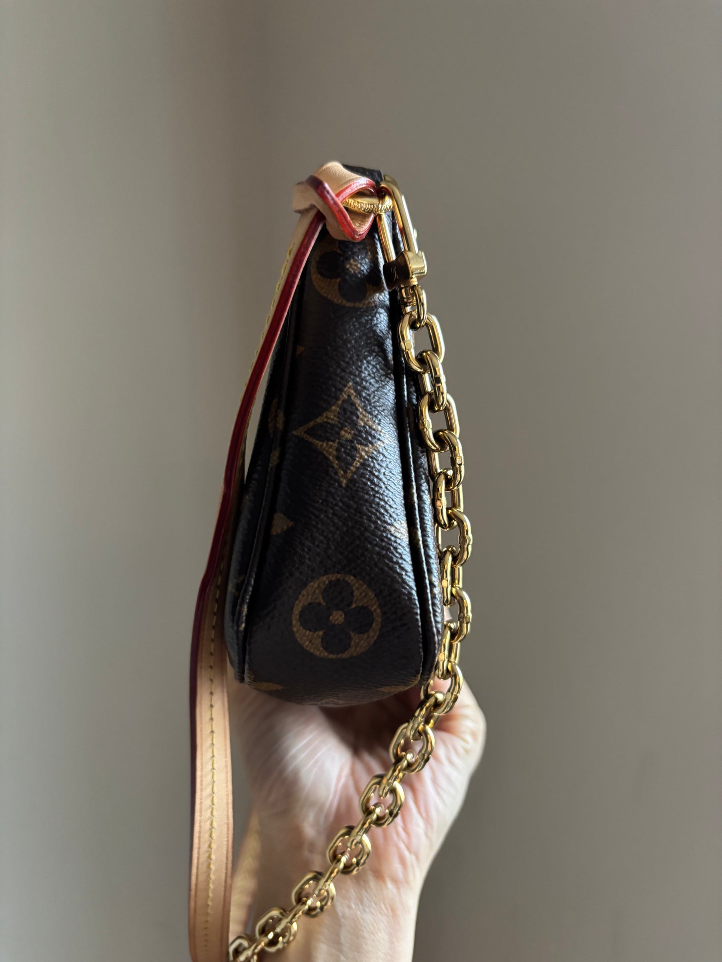 ❗️SOLD❗️ Monogram Pochette (Newest Version)
