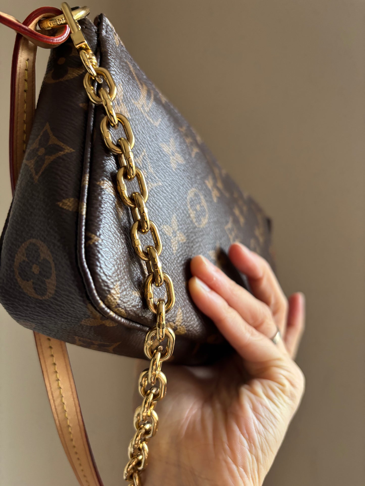 ❗️SOLD❗️ Monogram Pochette (Newest Version)