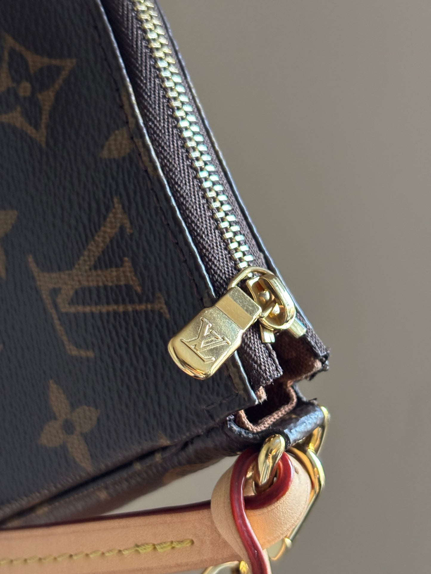 ❗️SOLD❗️ Monogram Pochette (Newest Version)