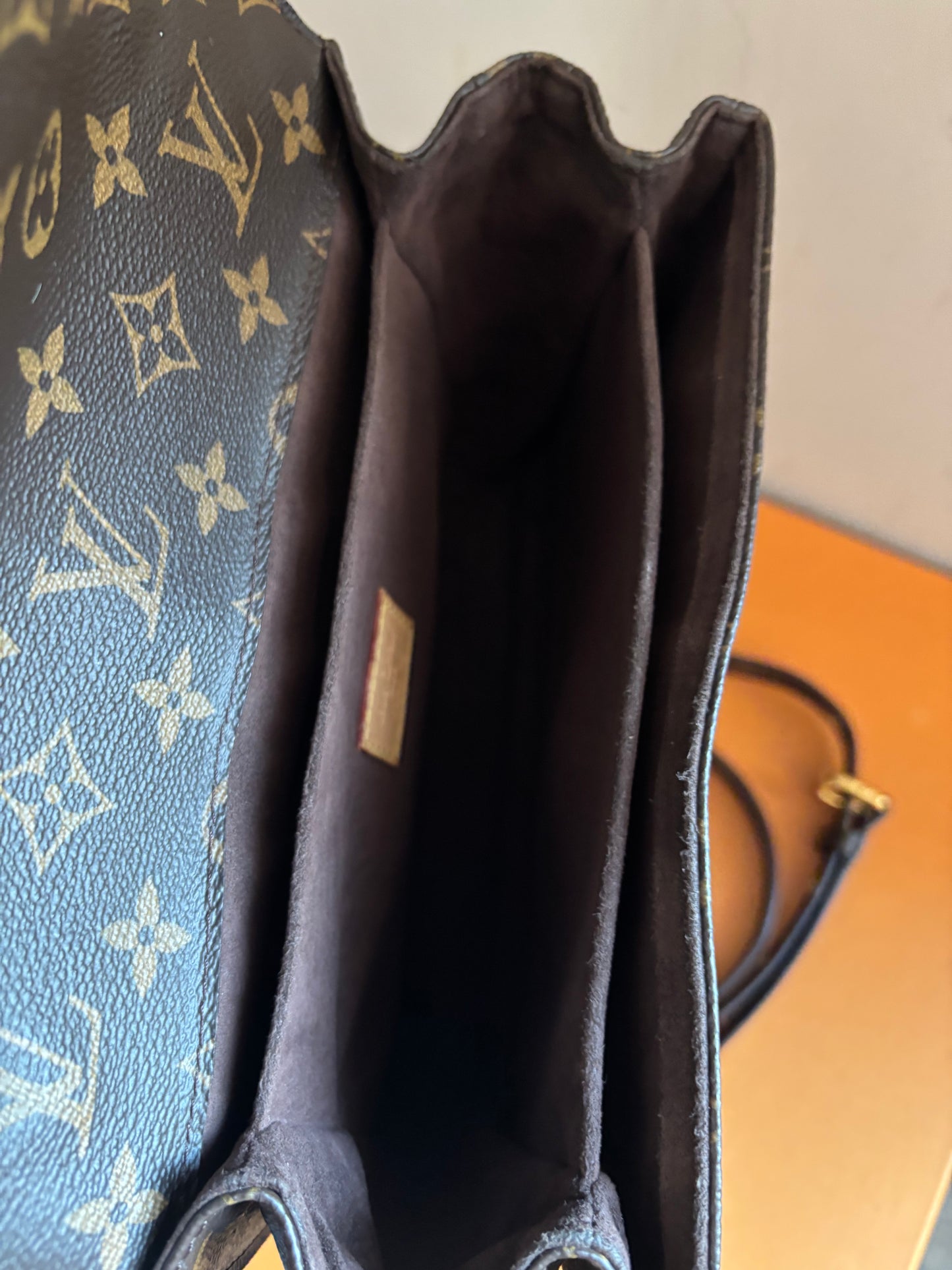 ❗️SOLD❗️ Metis Pochette in Monogram