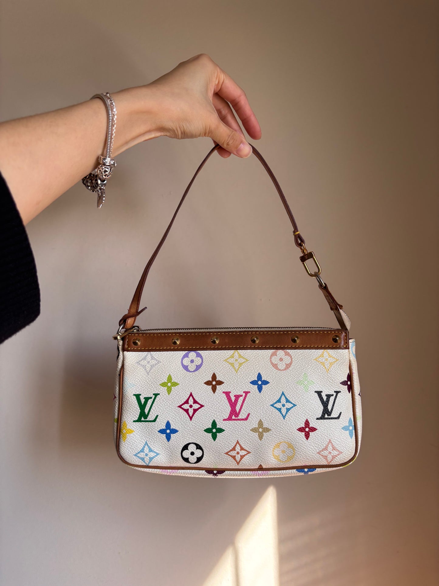 ❗️SOLD❗️ Murakami Pochette Accessoires Multicolour