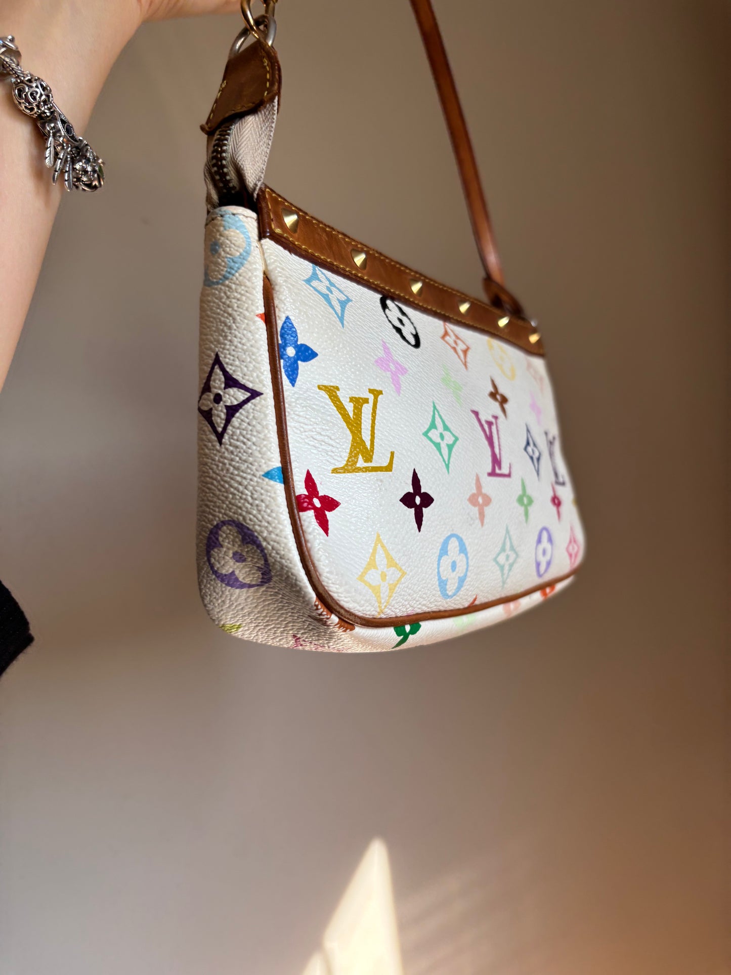 ❗️SOLD❗️ Murakami Pochette Accessoires Multicolour