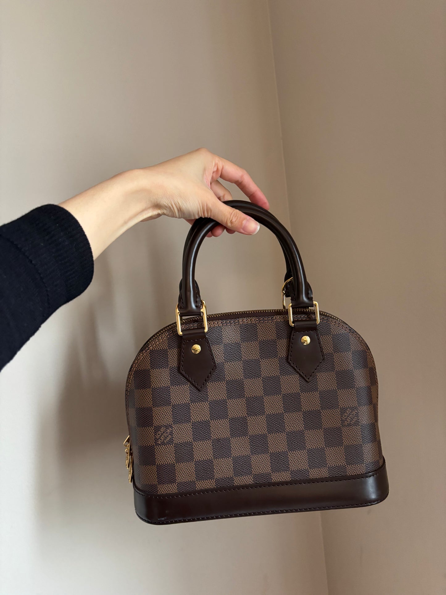 ❗️SOLD❗️ Damier Ebene Alma BB (Microchip)