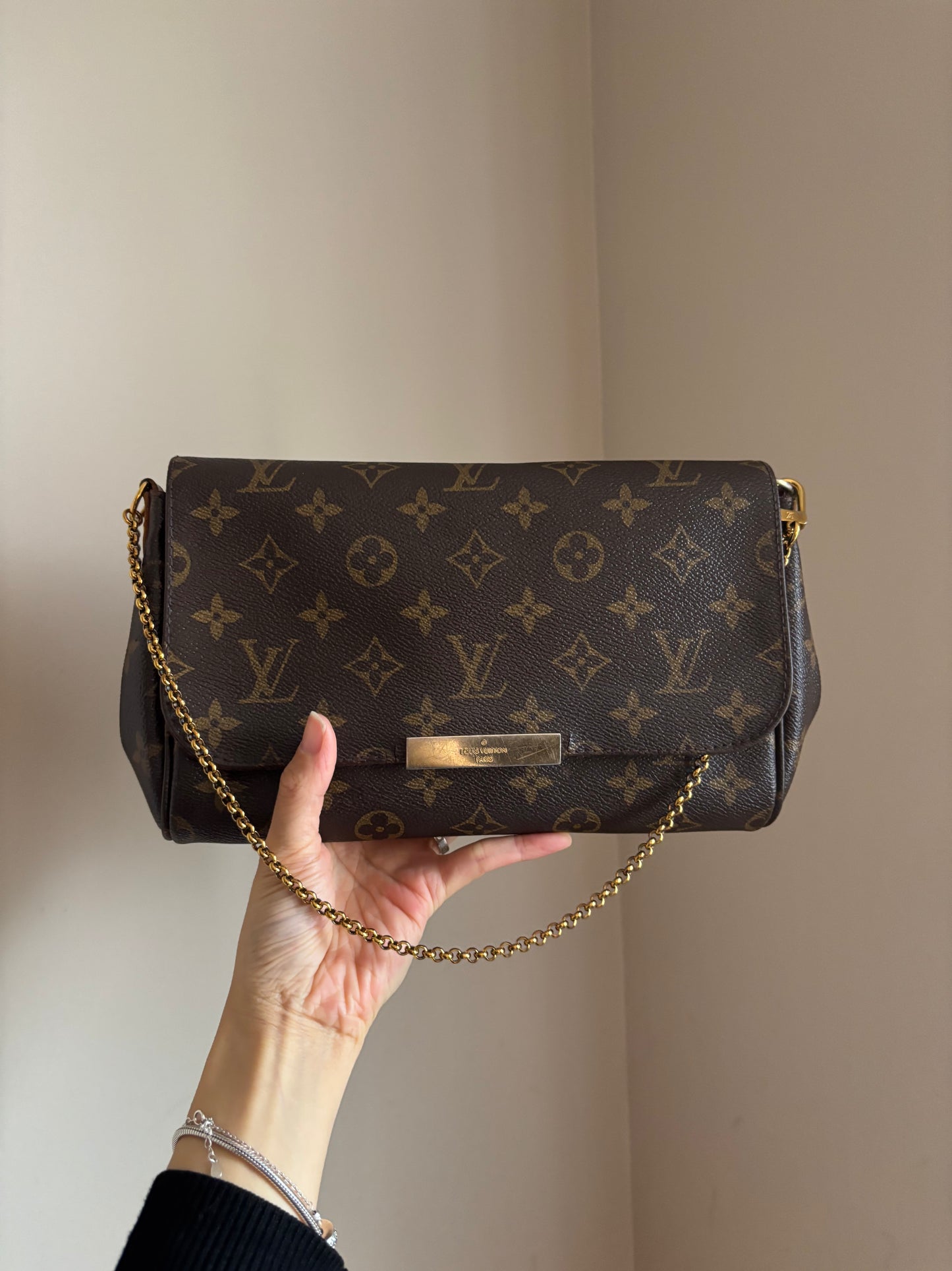 ❗️SOLD❗️ Favourite MM monogram with strap
