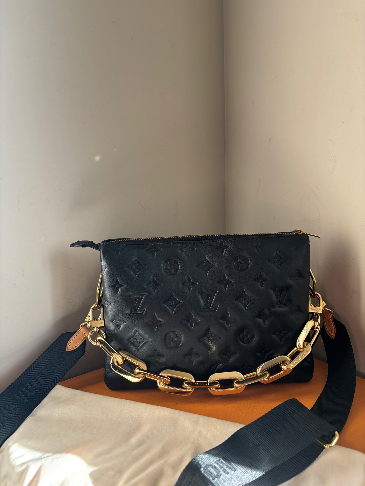 ❗️SOLD❗️Coussine PM Black Empreinte