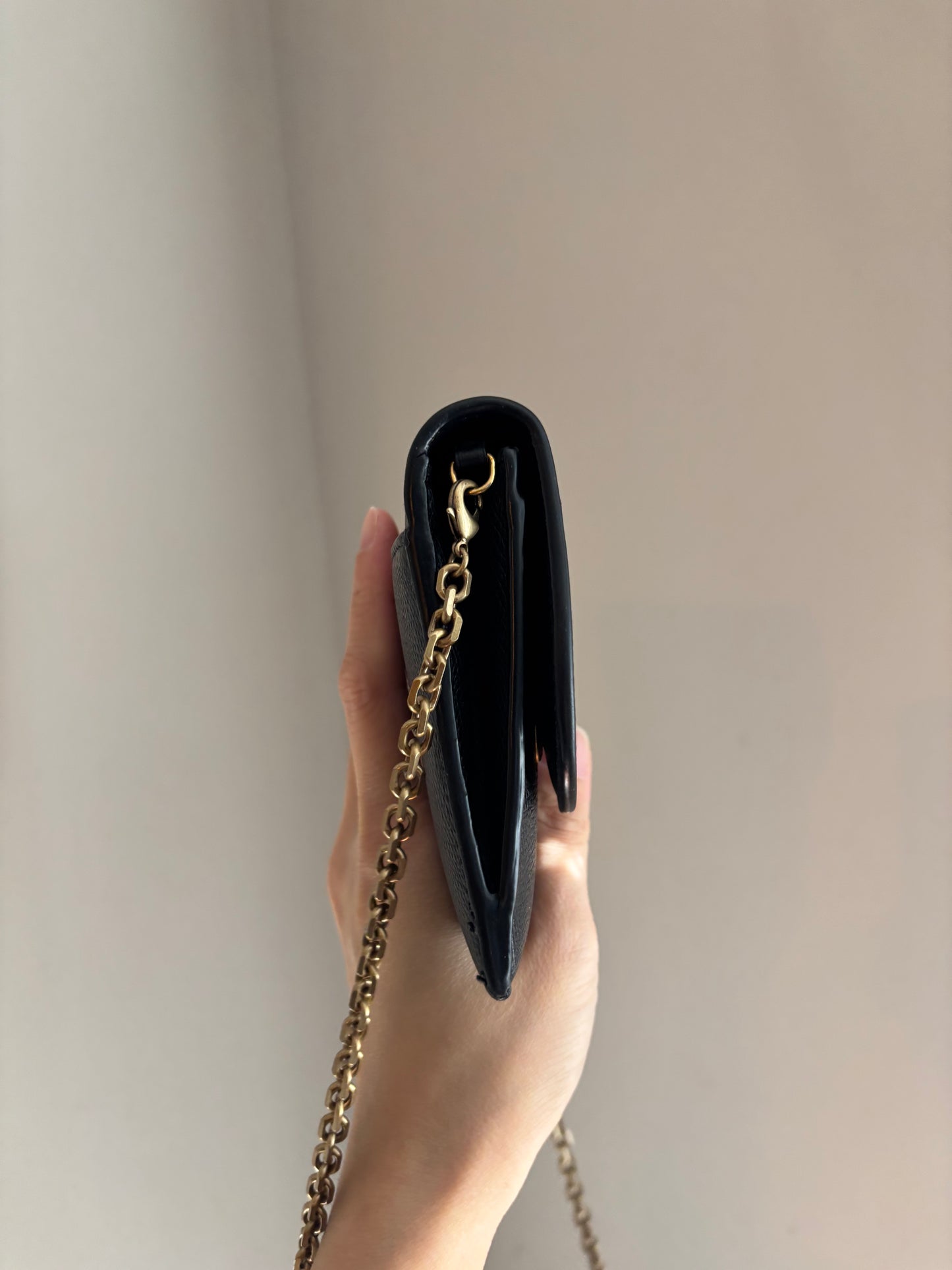 ❗️SOLD❗️Black Saddle Pouch with insert