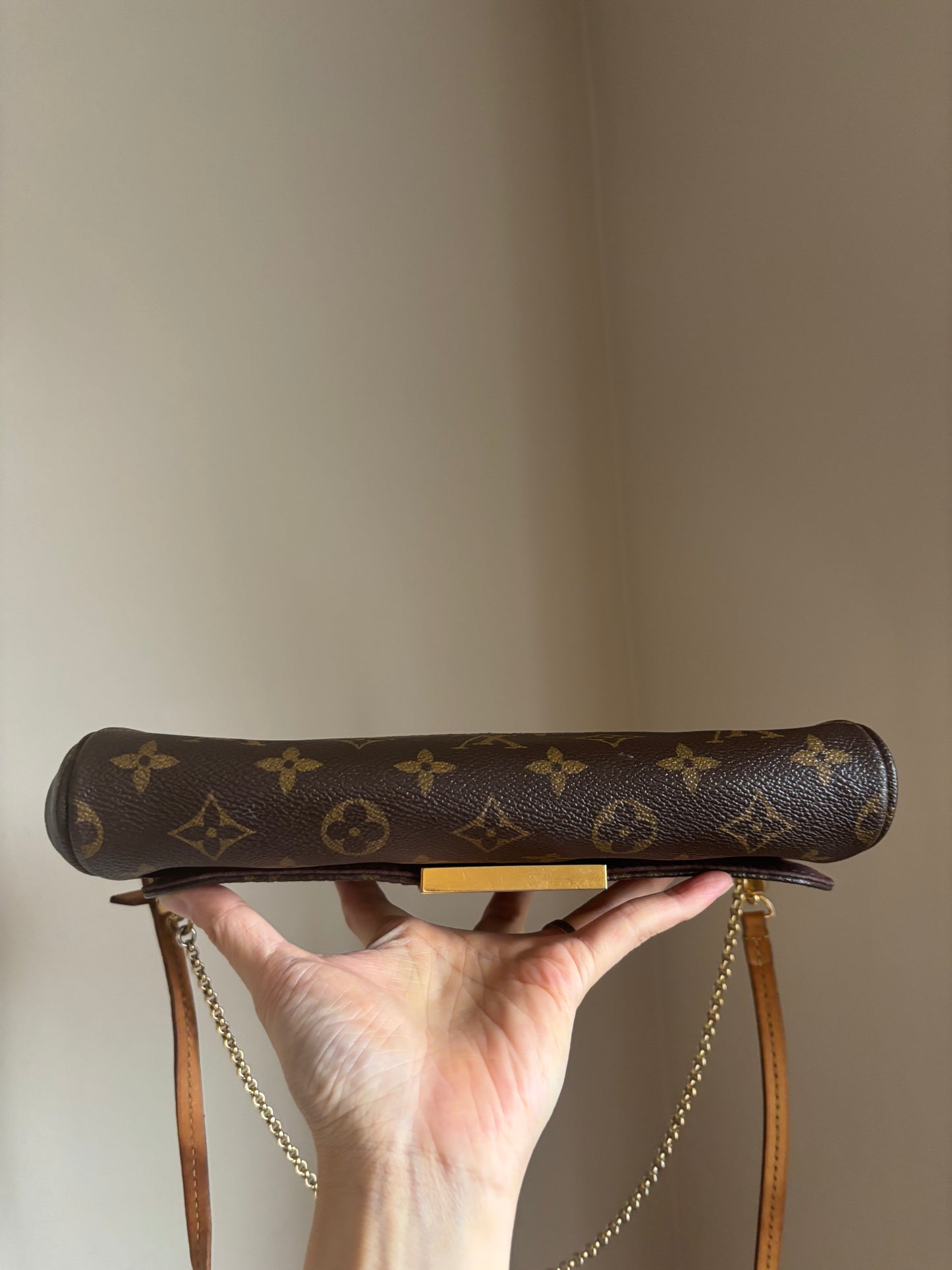 ❗️SOLD❗️Favourite Monogram Crossbody Bag