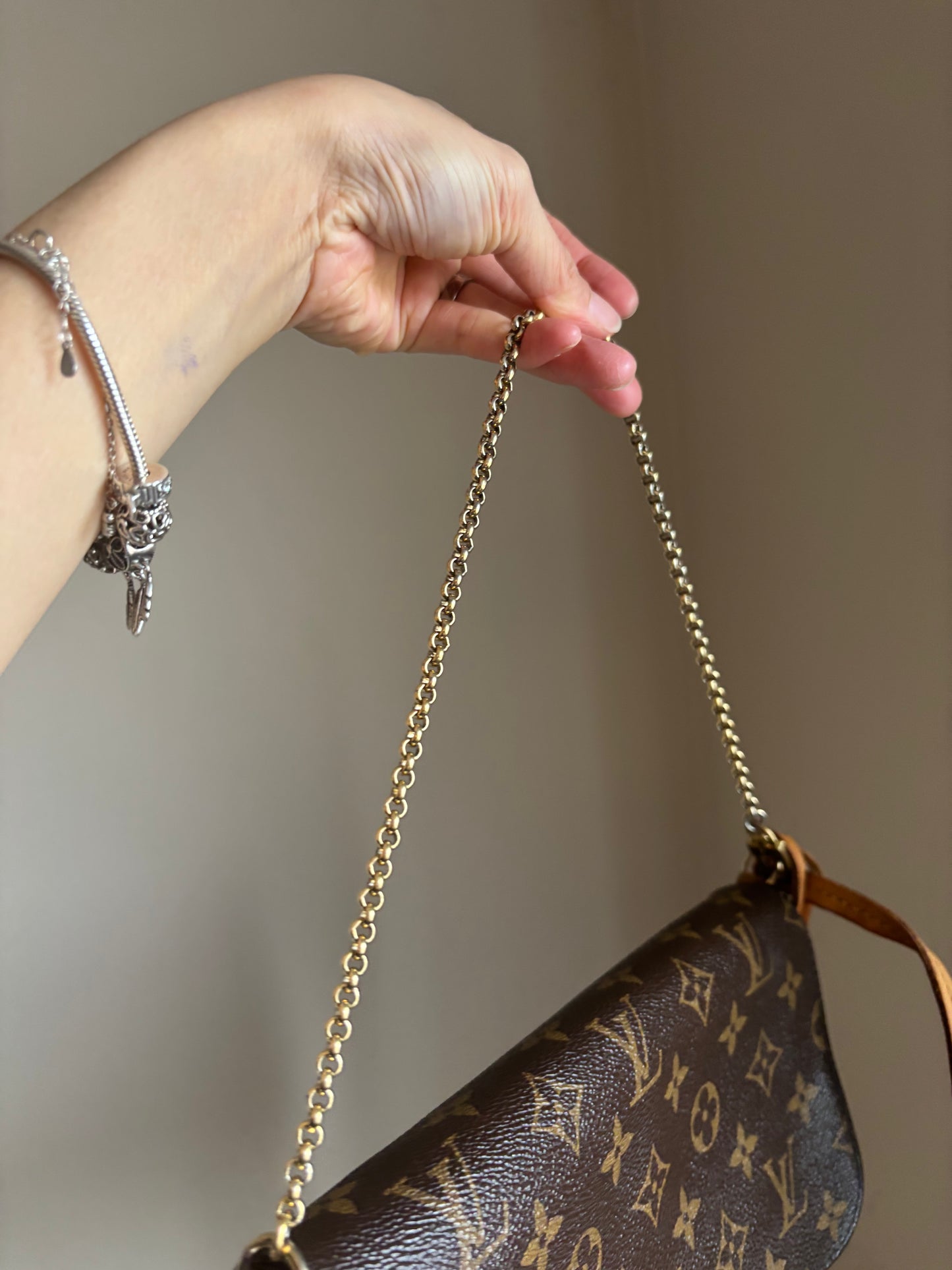 ❗️SOLD❗️Favourite Monogram Crossbody Bag