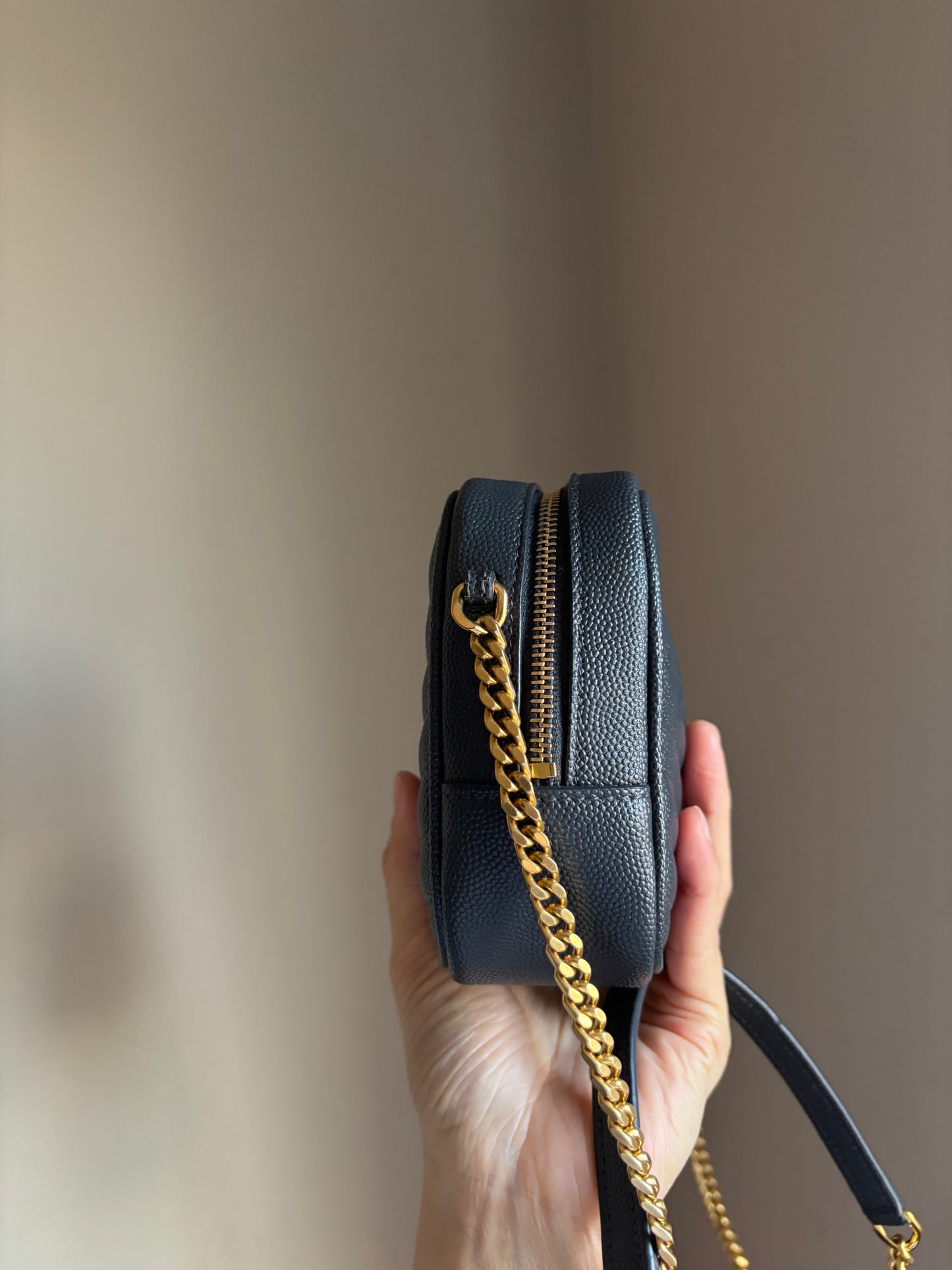 ❗️SOLD❗️Mini Lou Camera Bag