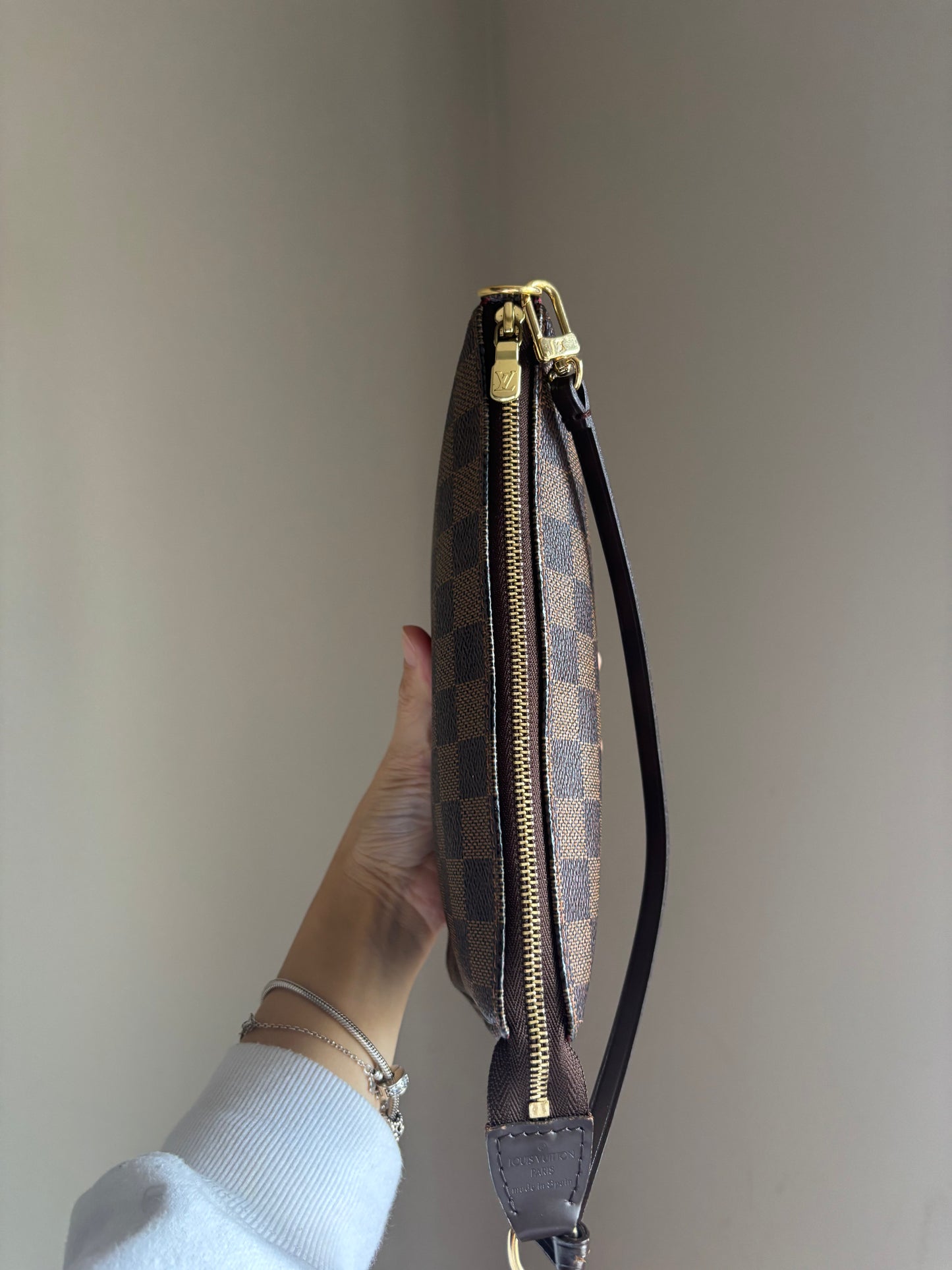 ❗️SOLD❗️DE Pochette Accessoires