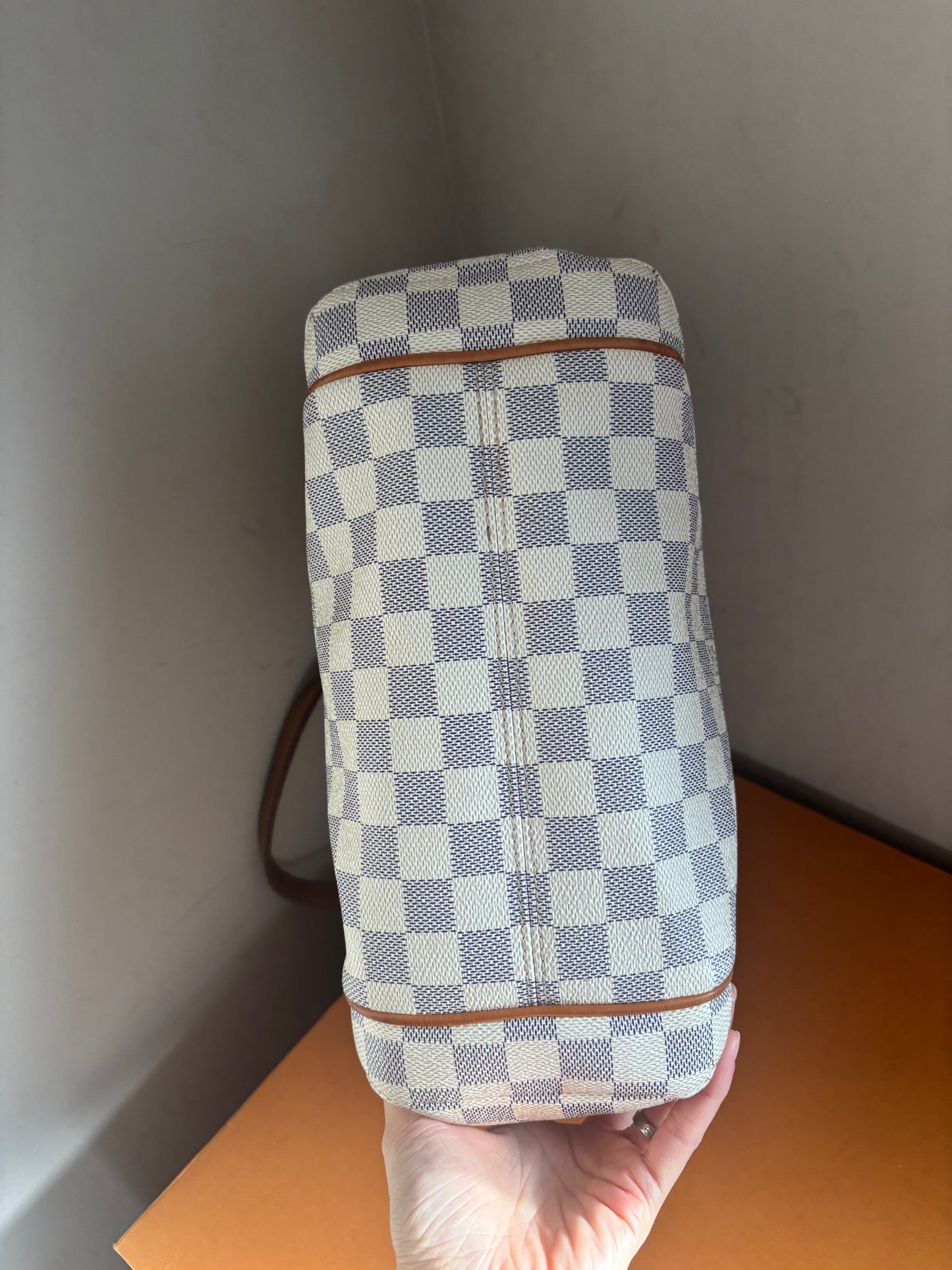 ❗️SOLD❗️Damier Azur Totally PM