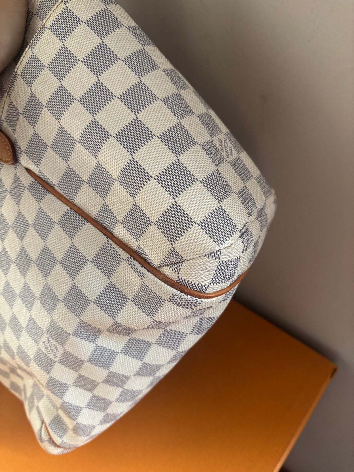 ❗️SOLD❗️Damier Azur Totally PM