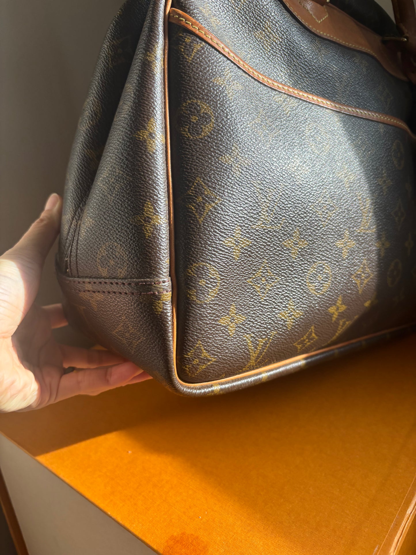 ❗️SOLD❗️Deauville Bag in Monogram