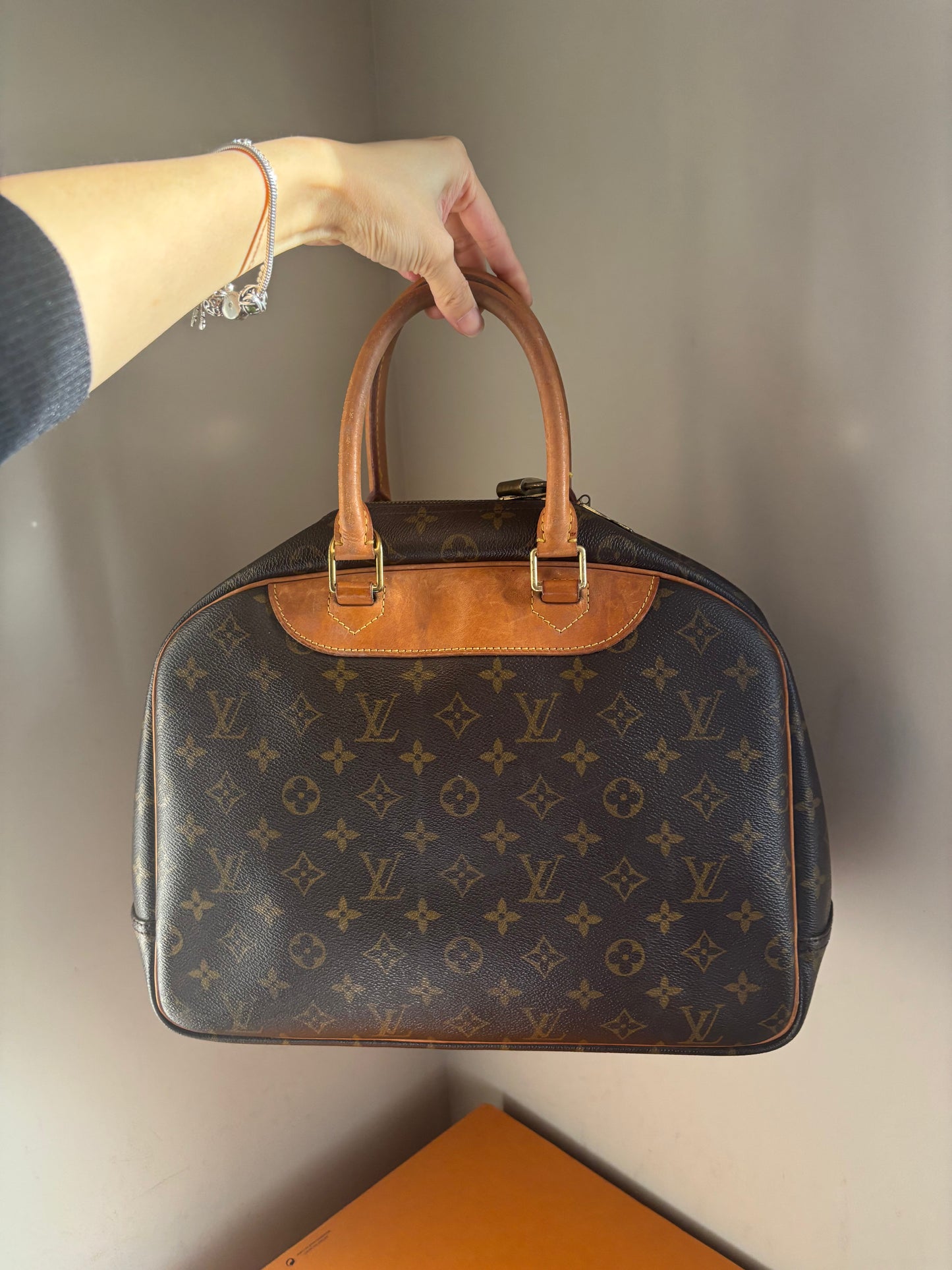 ❗️SOLD❗️Deauville Bag in Monogram