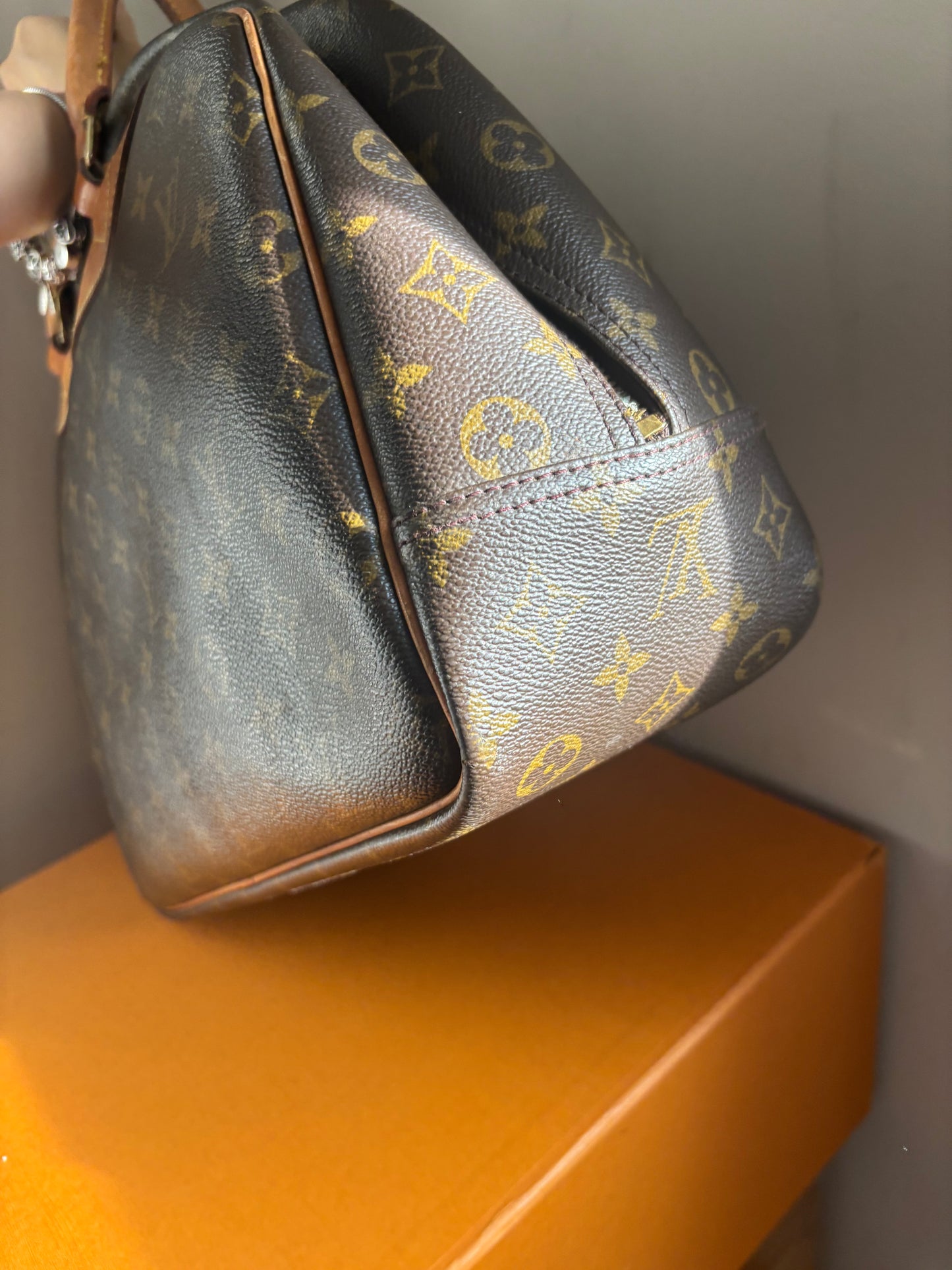 ❗️SOLD❗️Deauville Bag in Monogram