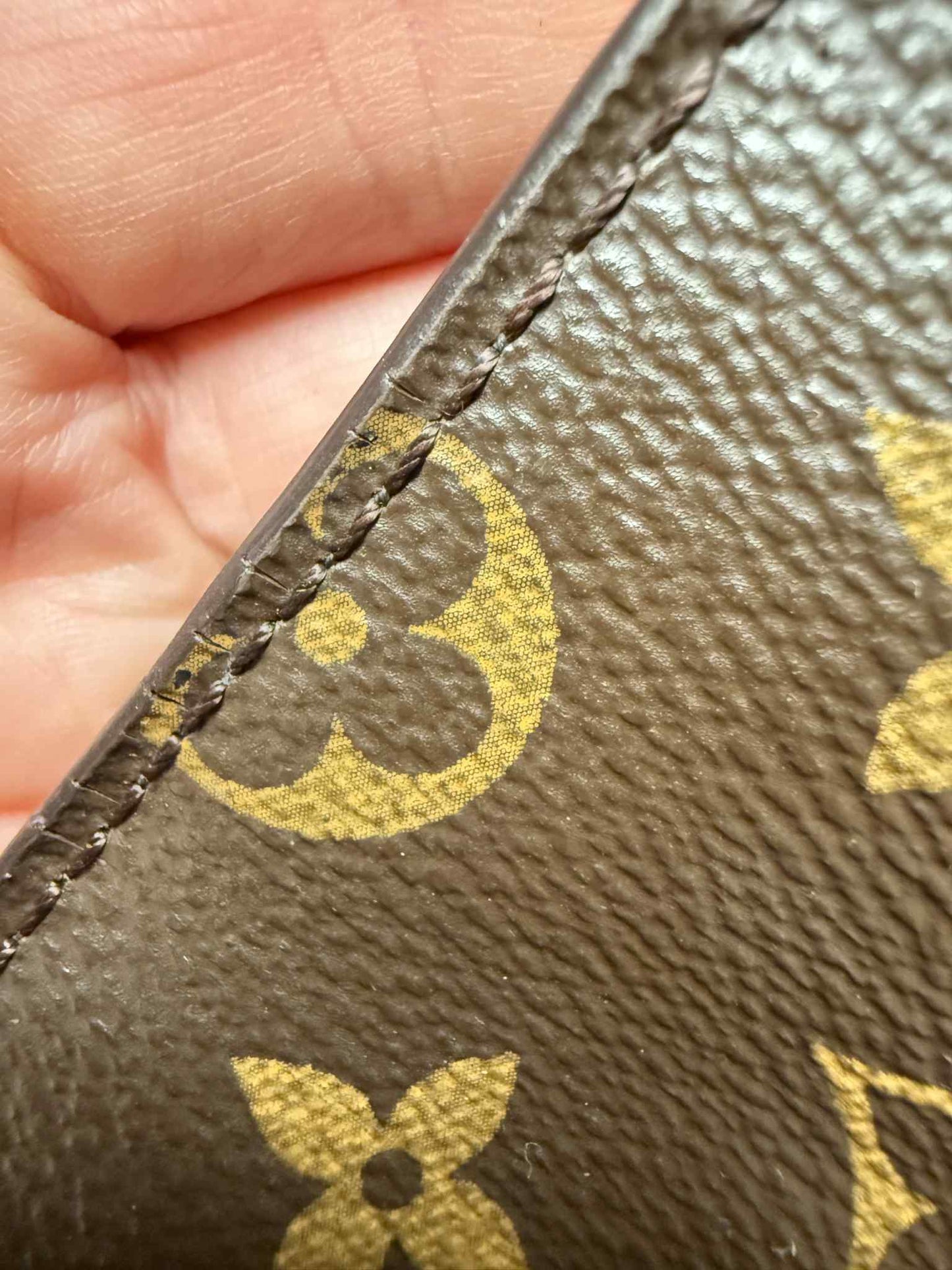 ❗️SOLD❗️ Metis Pochette in Monogram